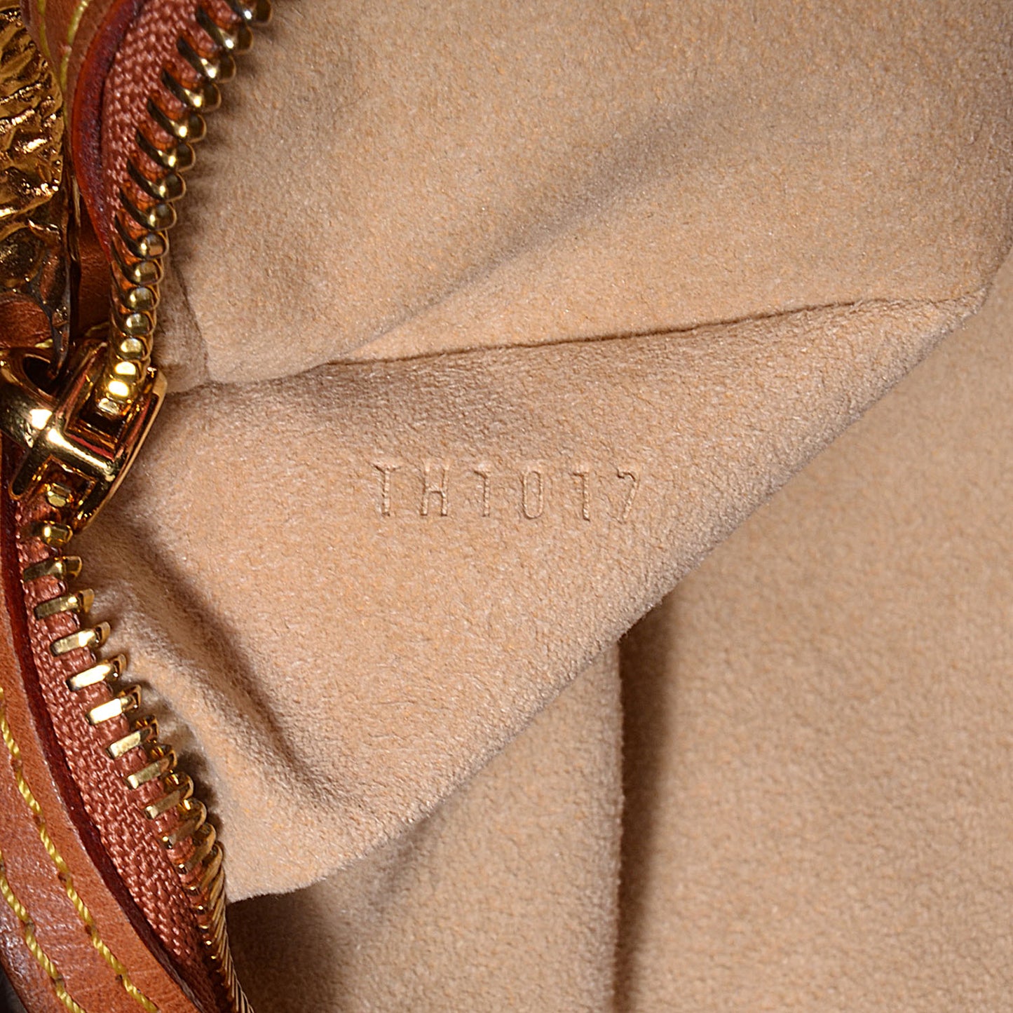 Monogram Dentelle Fersen Gold