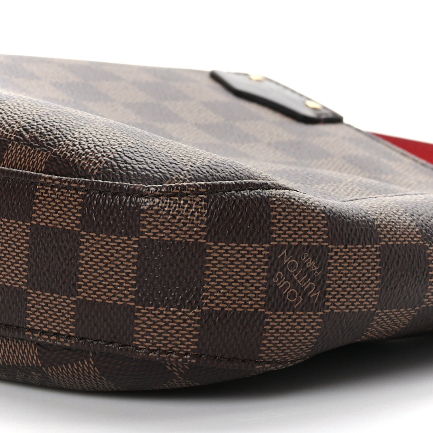 Louis Vuitton Damier Ebene South Bank Besace 8 of 8