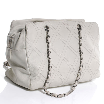 Chanel Calfskin Large Diamond Stitch Tote White 3 of 10
