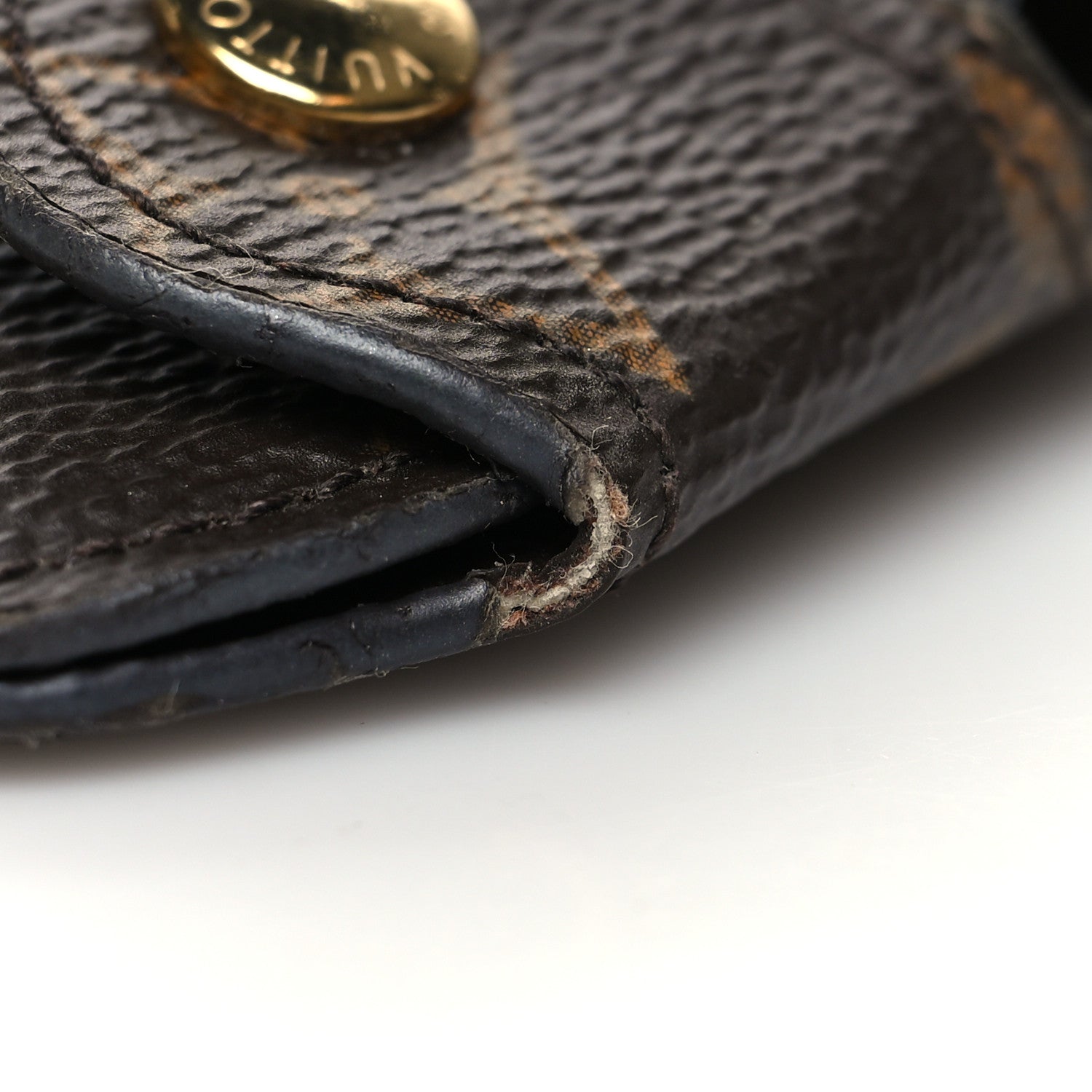 Louis Vuitton Monogram Sunglasses Case MM 9 of 9