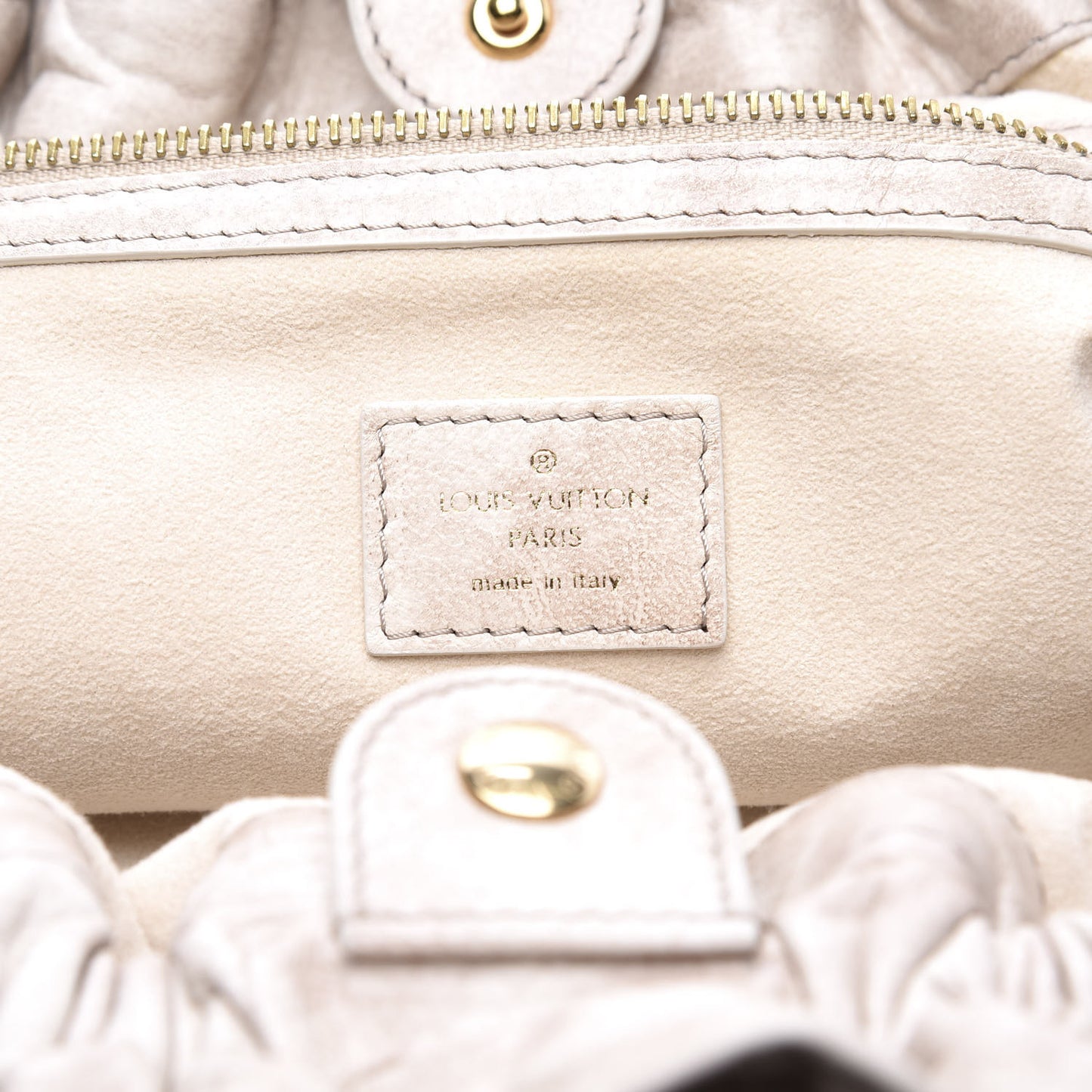 Lambskin Olympe Stratus PM Ecru