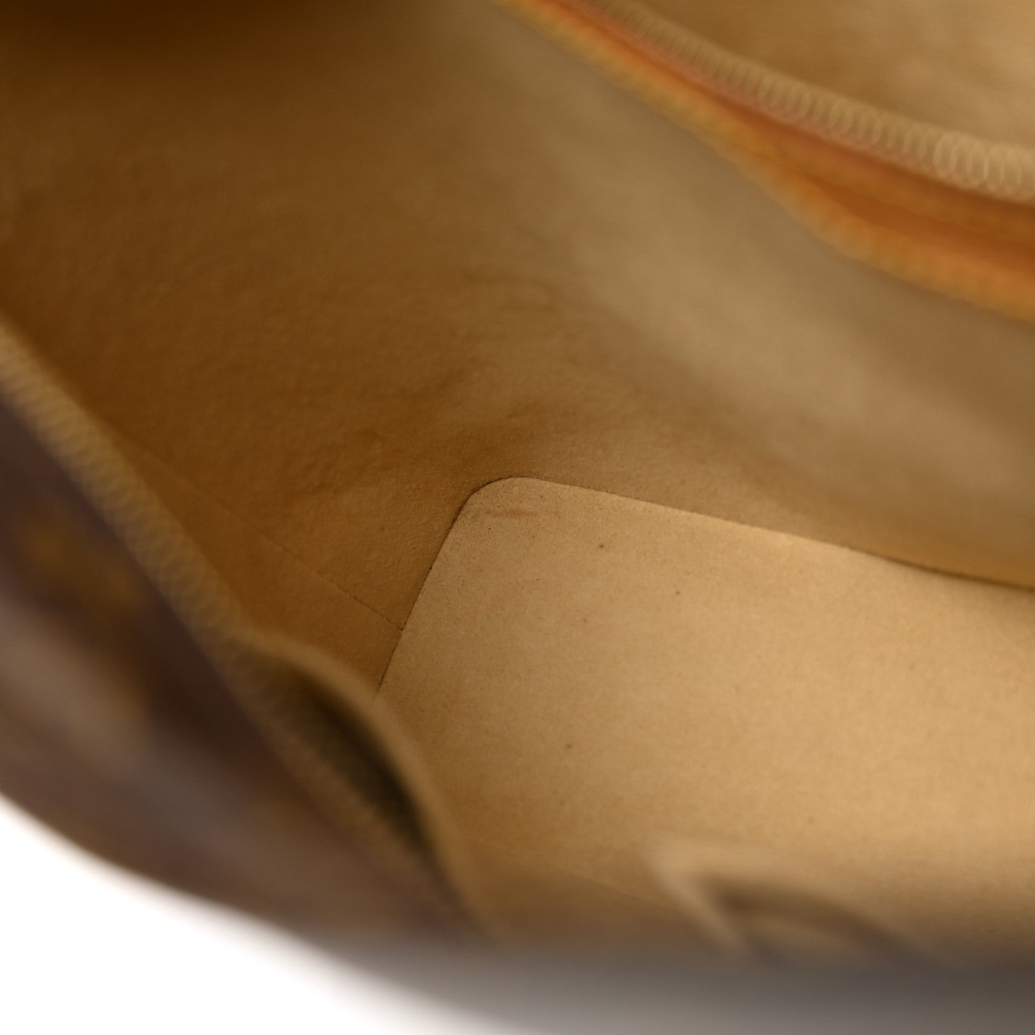 Louis Vuitton Monogram Luco 14 of 14