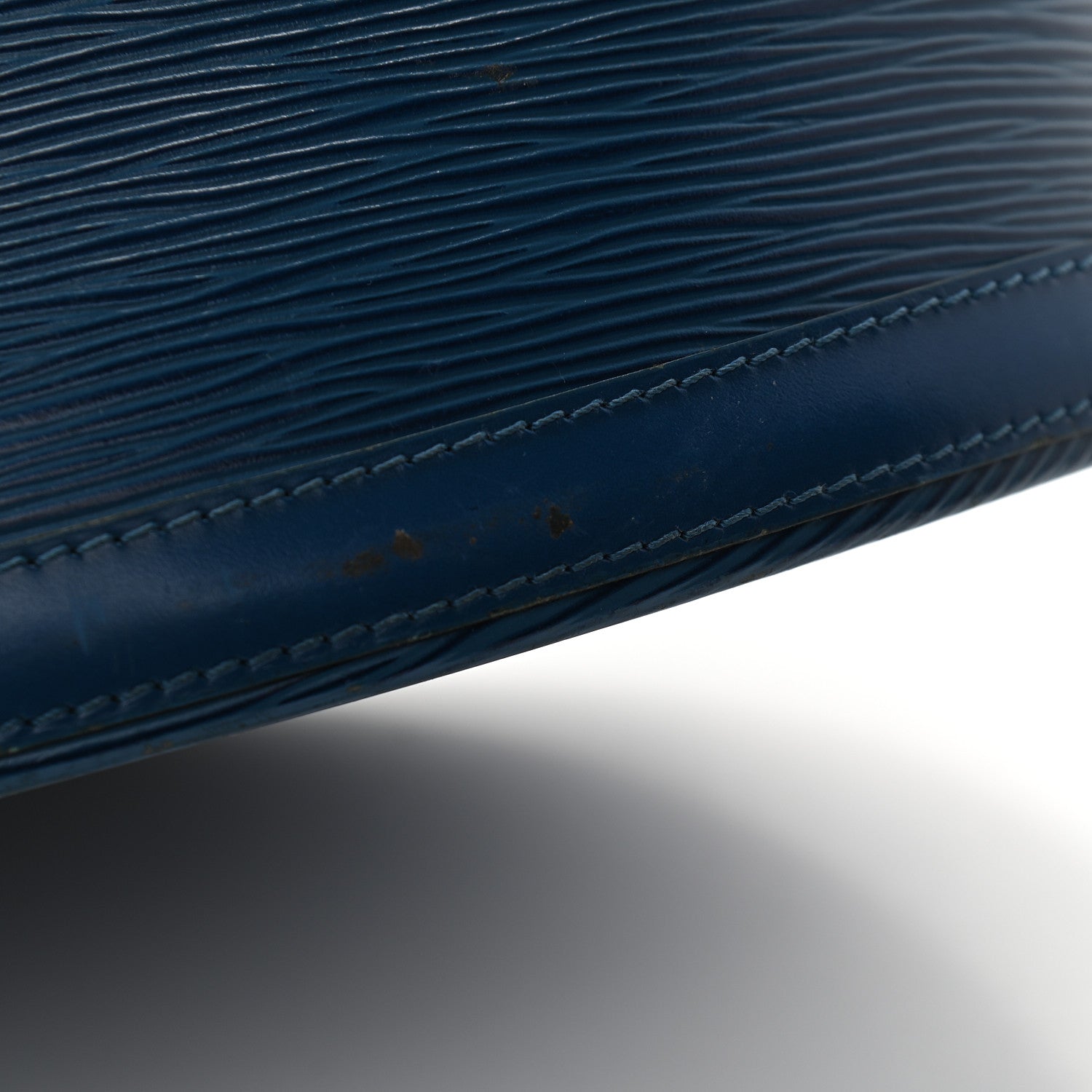 Louis Vuitton Epi Cluny Toledo 13 of 16