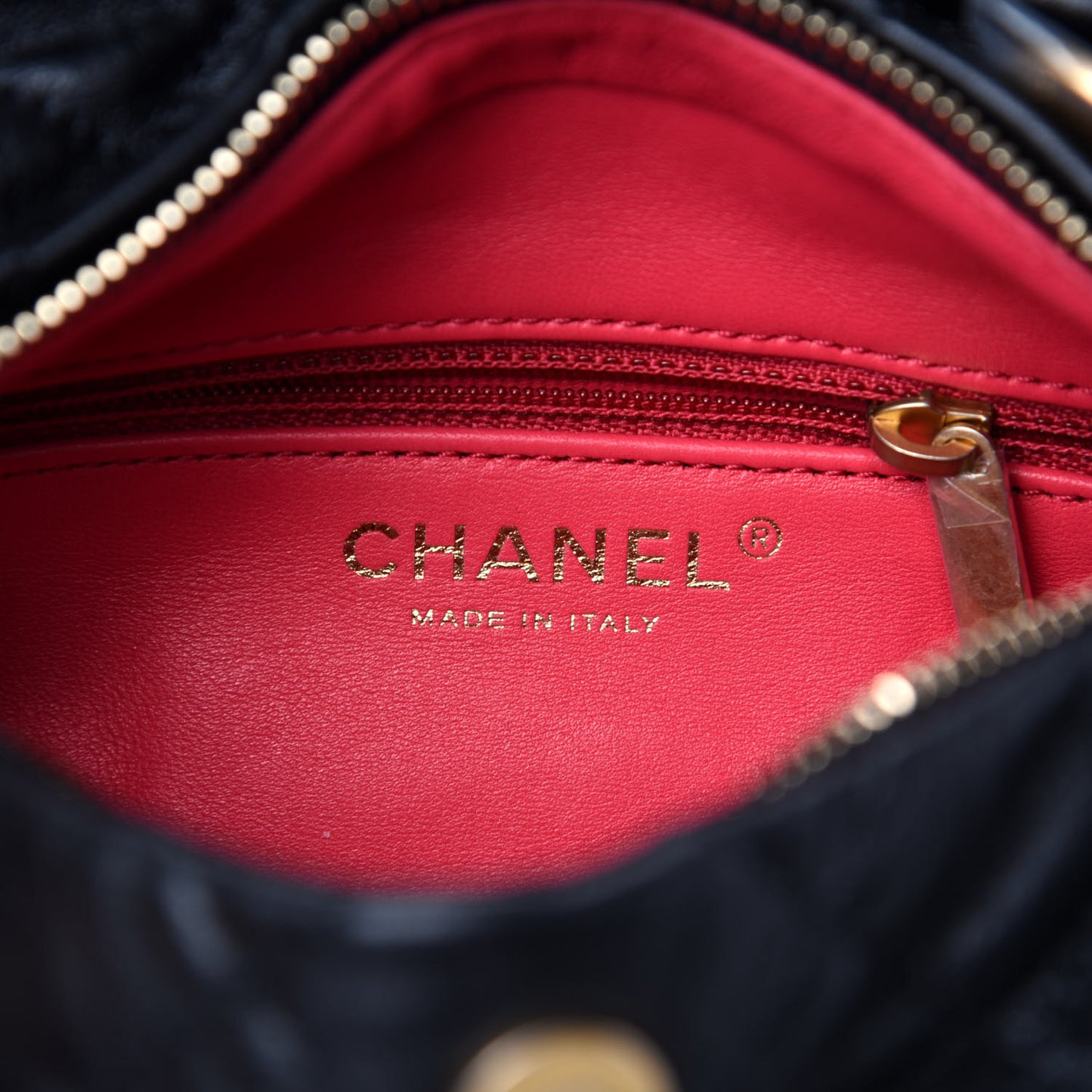 Crumpled Lambskin Quilted Small CC Links Shoulder Bag Black