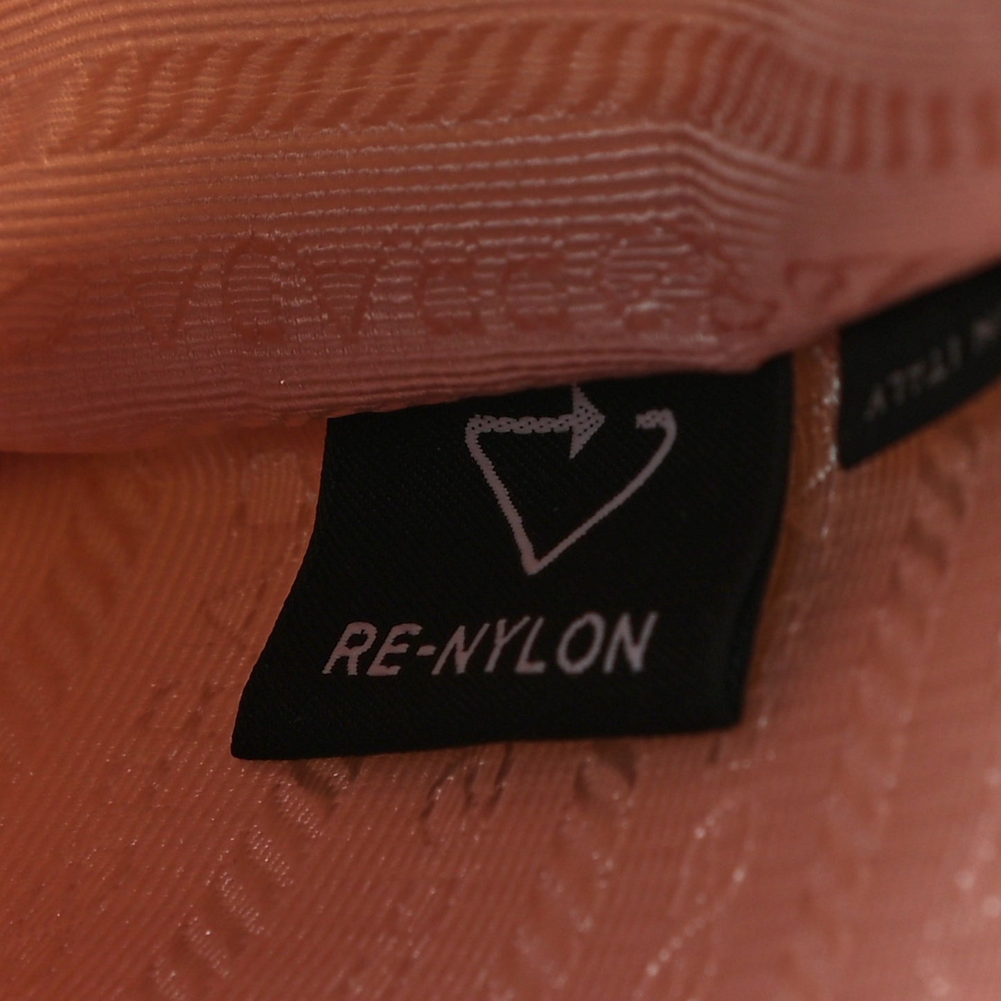 Nylon Re-Edition 2005 Shoulder Bag Alabastro