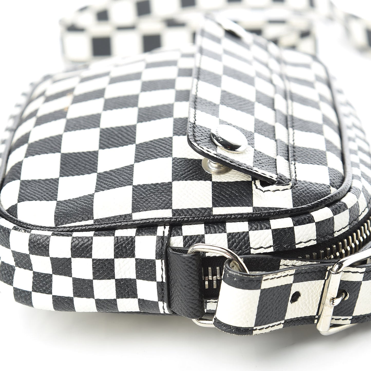 Grained Calfskin Checkered Print Messenger Black White