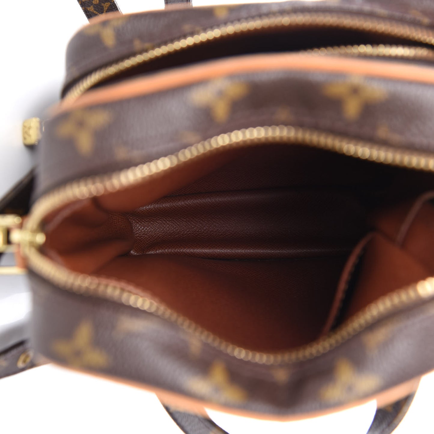Monogram Amazone