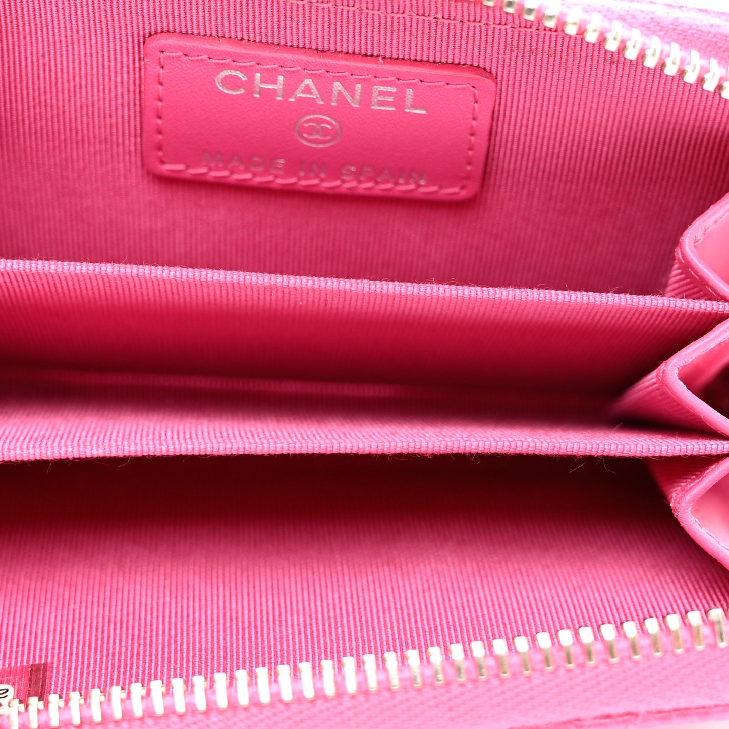 Caviar Quilted Zip Coin Purse Pink