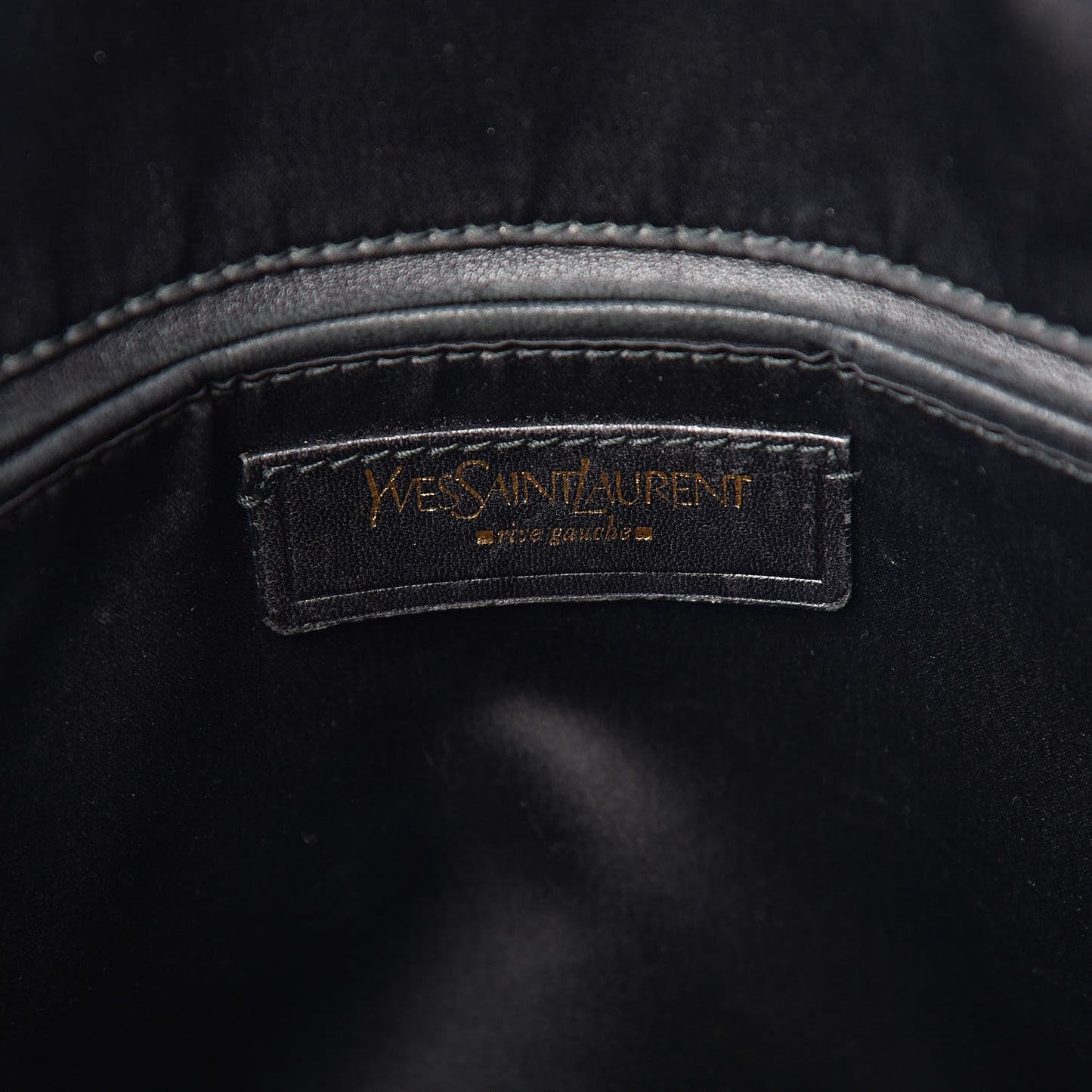Calfskin Large Muse Black