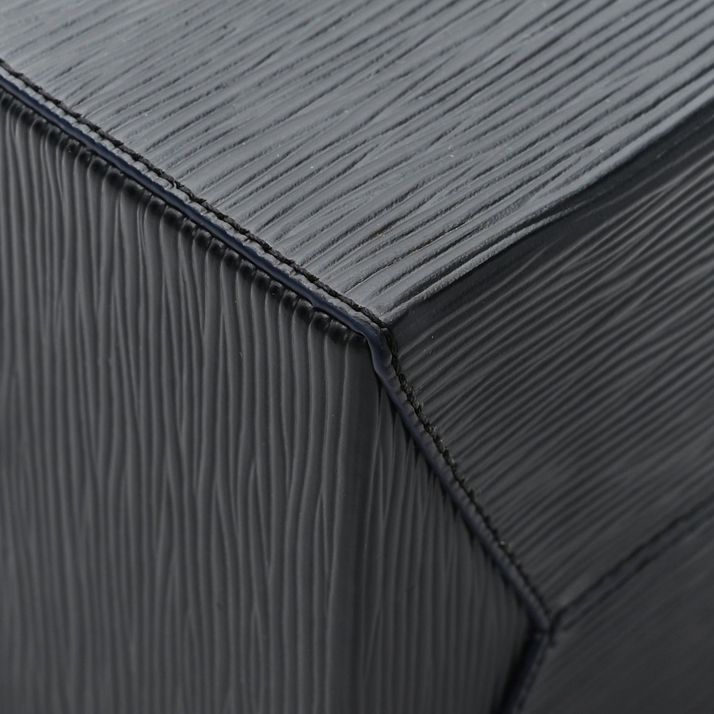 Epi Bleecker Box Black