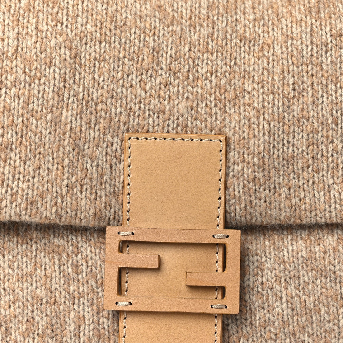 Wool Mama Baguette Beige