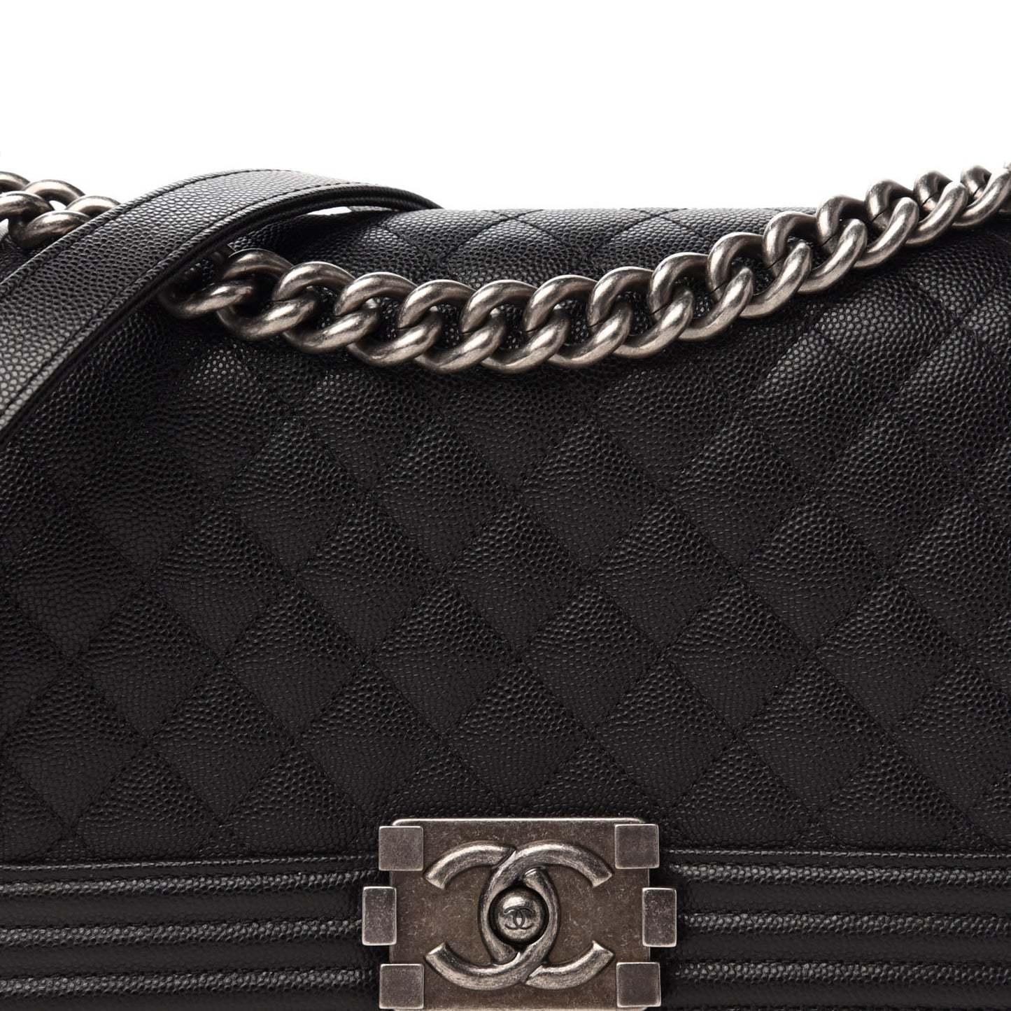 Caviar Quilted Medium Boy Flap Black