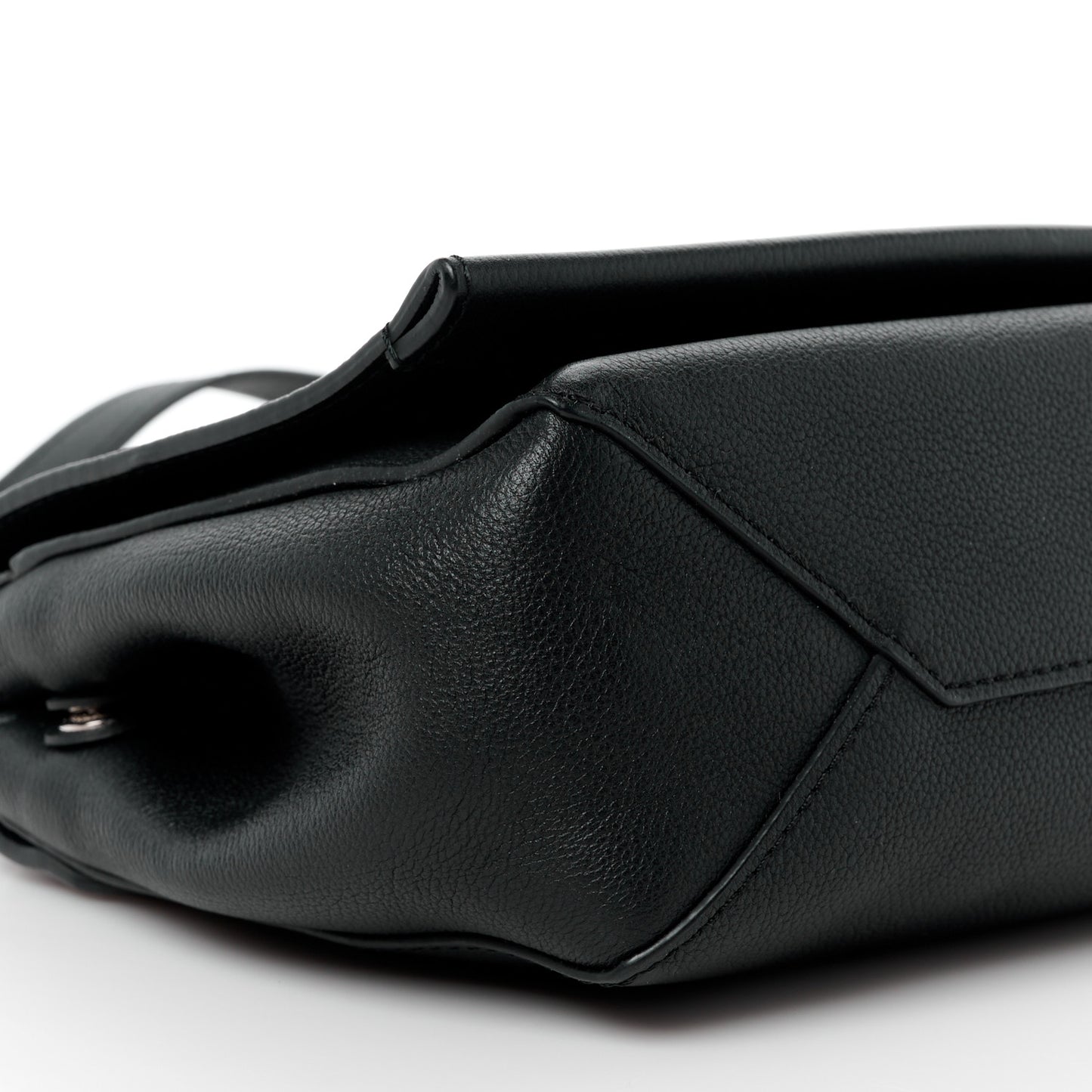 Calfskin Lockme II Chain Bag BB Black