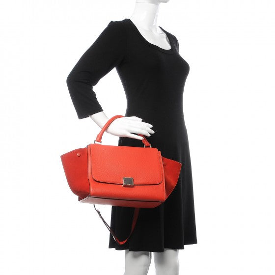 Drummed Calfskin Suede Medium Trapeze Vermillion