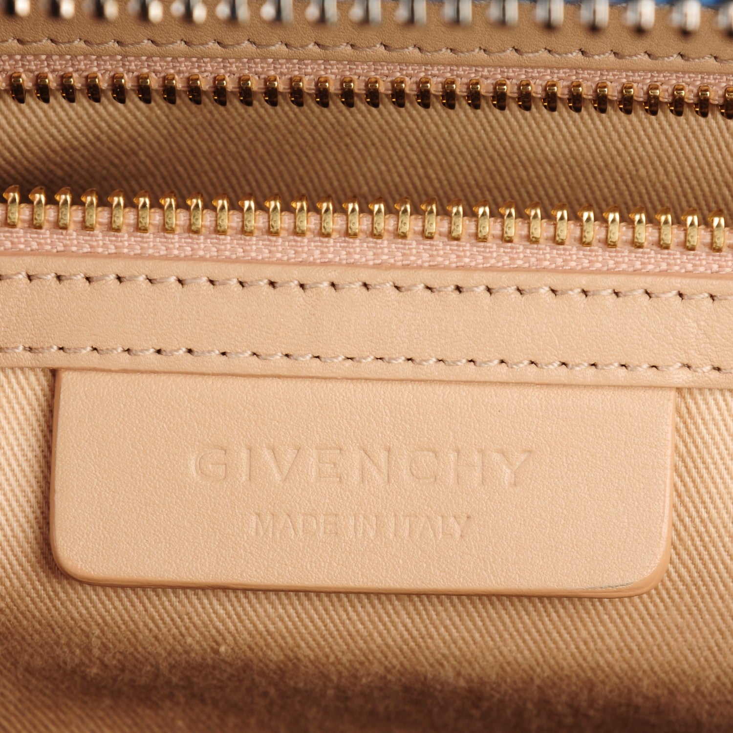 Givenchy Sugar Goatskin Medium Antigona Mineral Blue 5 of 7