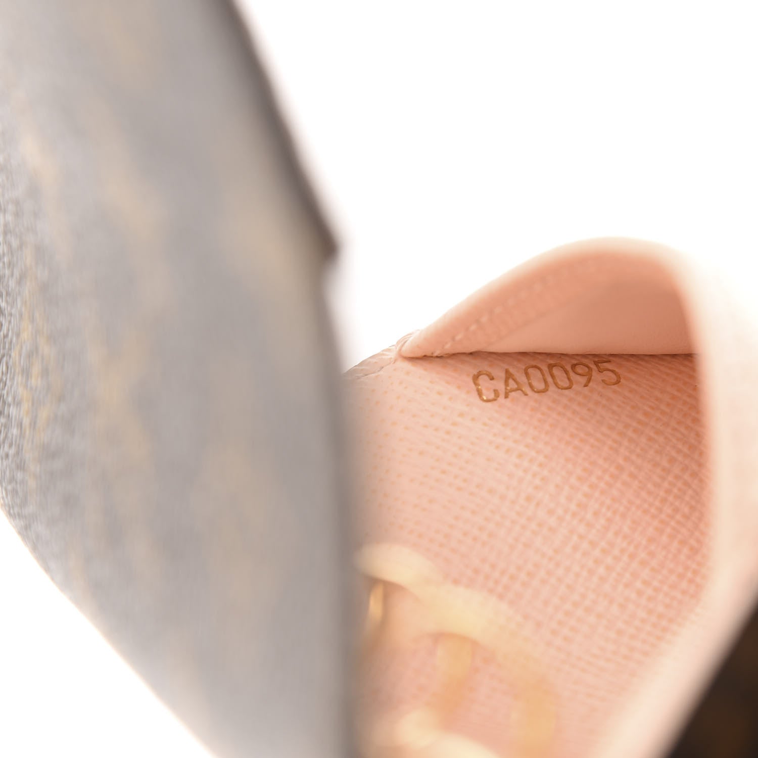 Louis Vuitton Monogram Koala Small Ring Agenda Cover Rose 8 of 8