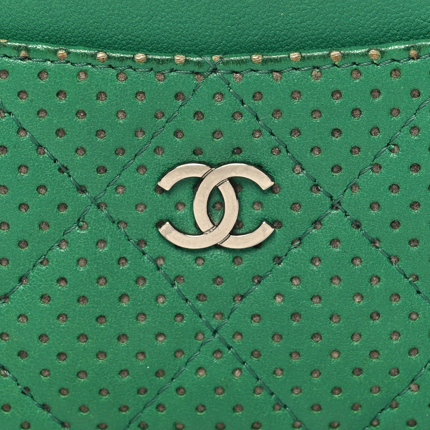 Perforated Lambskin Quilted Card Holder Green