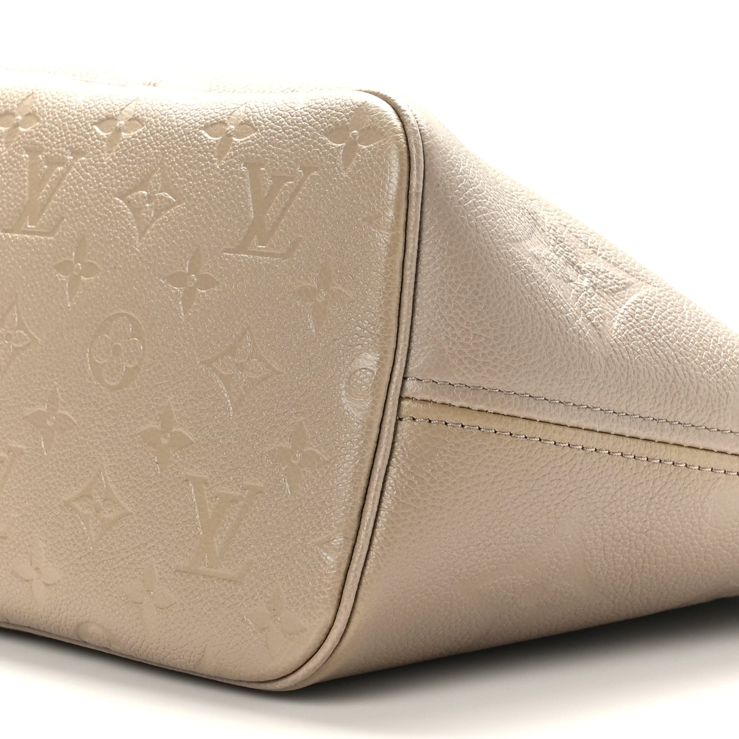 Empreinte Monogram Giant Neverfull MM Tourterelle