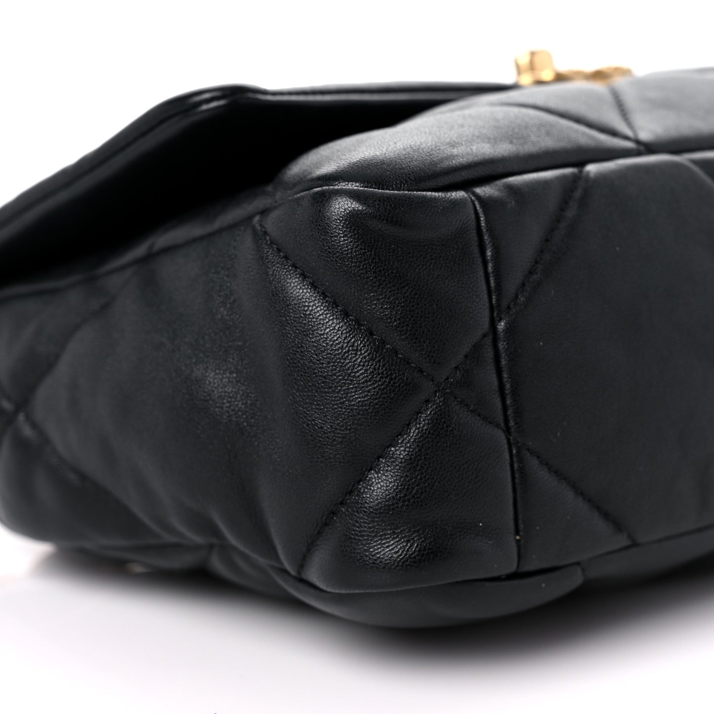 Lambskin Quilted Medium Chanel 19 Flap Black