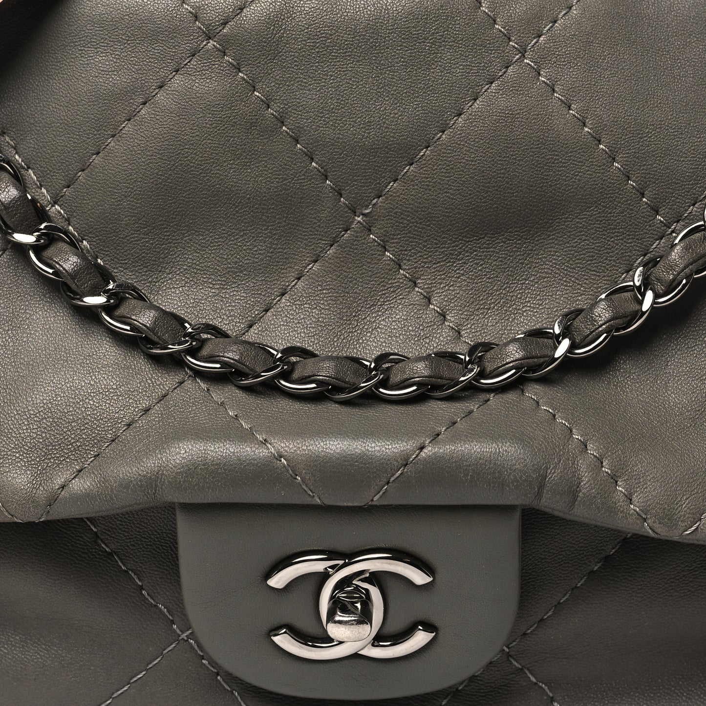 Calfskin Country Chic Cross Body Flap Grey