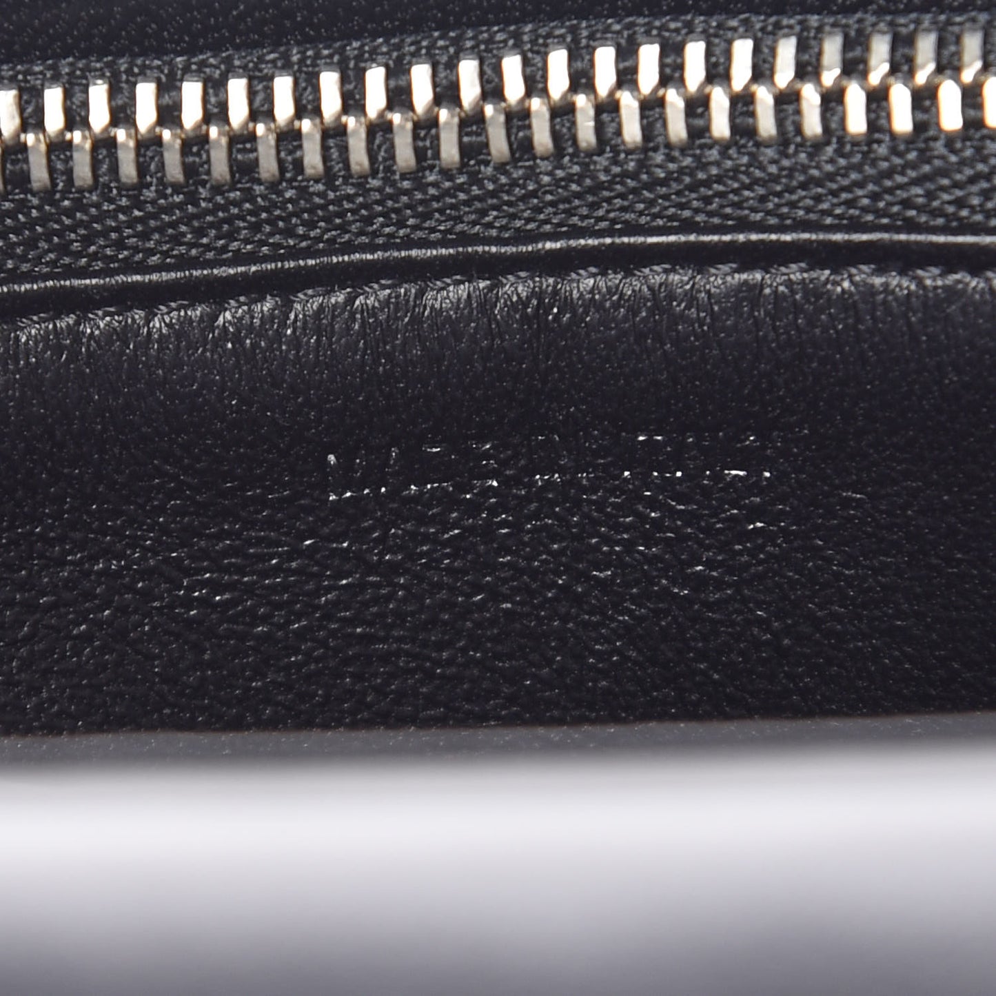 Calfskin Badges Chain Wallet White