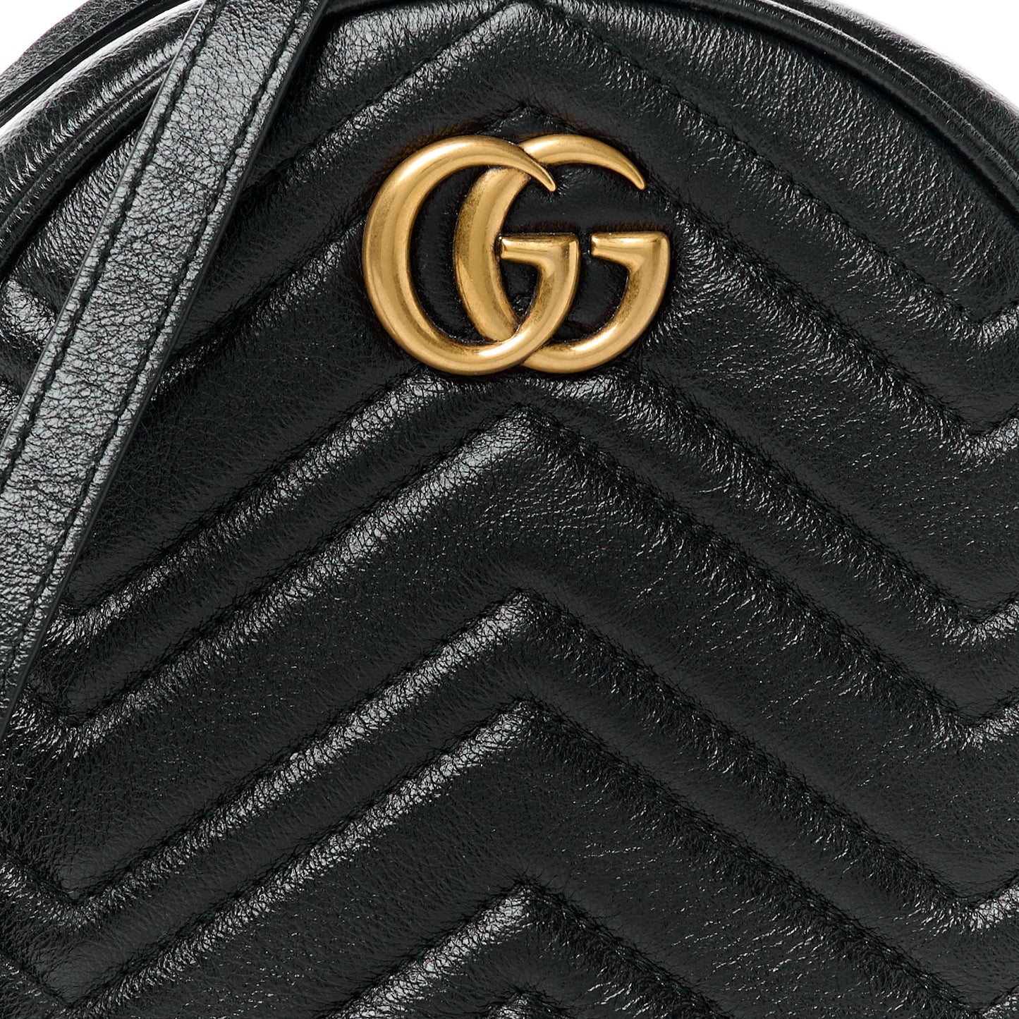 Azalea Calfskin Matelasse Heart Mini GG Marmont Round Shoulder Bag Black