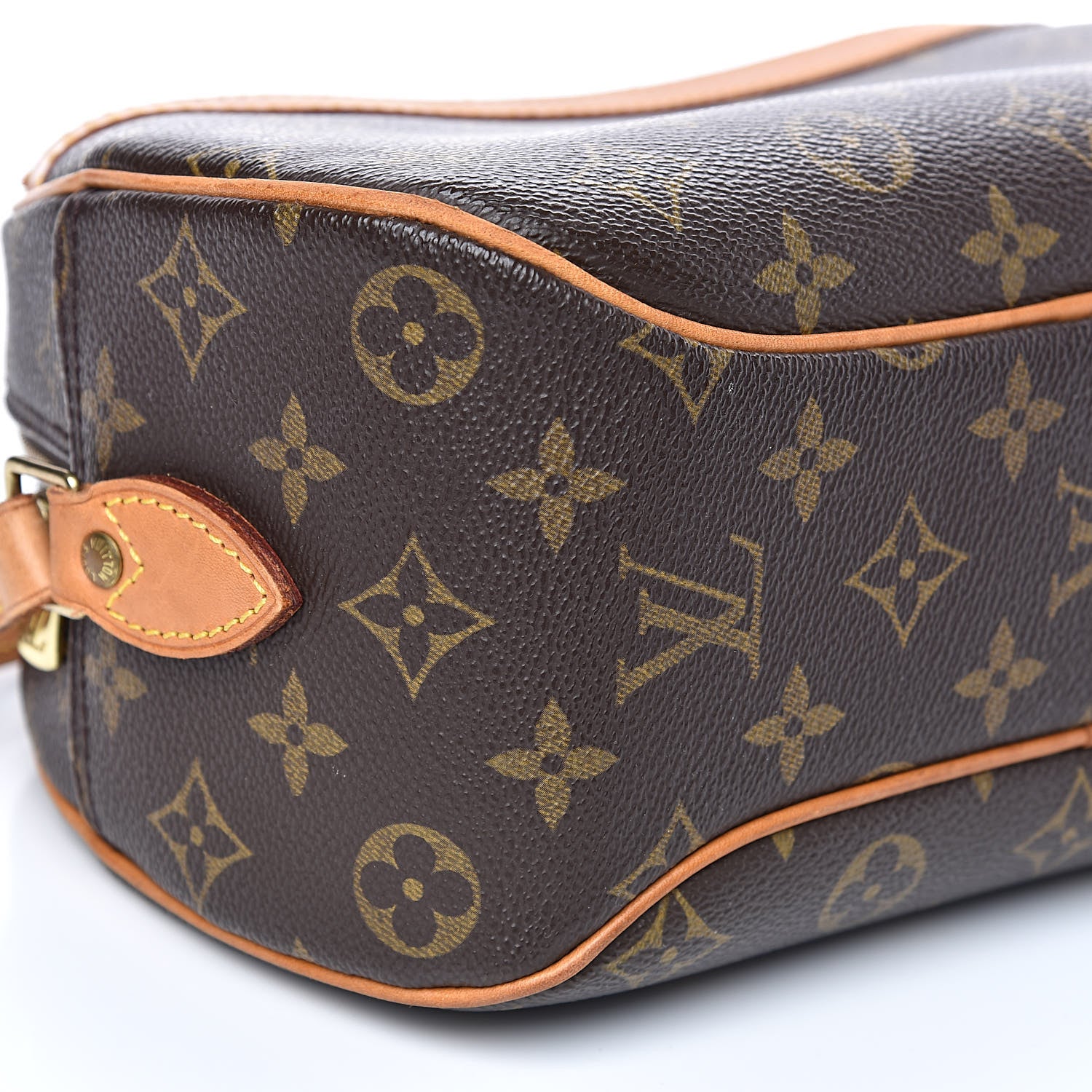 Louis Vuitton Monogram Blois 7 of 12