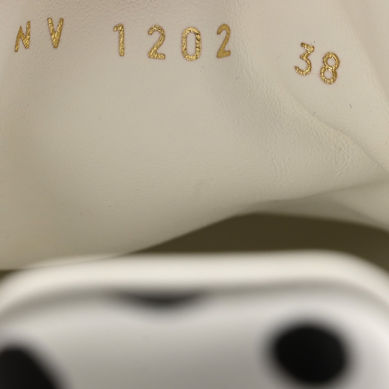 Louis Vuitton LV X YK Calfskin Printed Mens Infinity Dots Time Out Sneakers 38 White 8 of 9