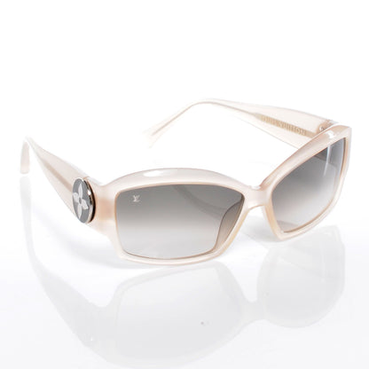 Louis Vuitton Ursula Sunglasses 2 of 6