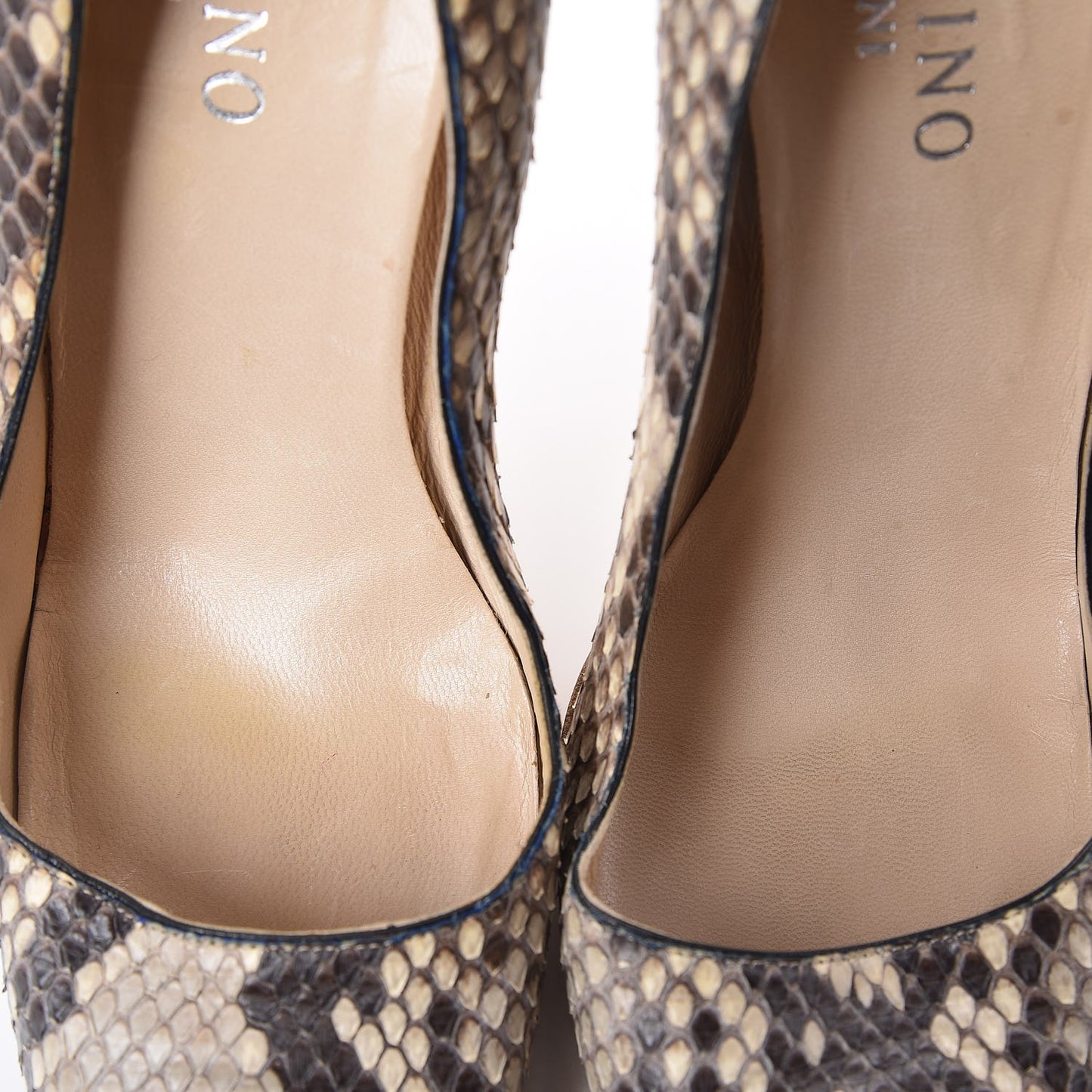 Snakeskin Mother Of Pearl Pointed Pumps 40.5