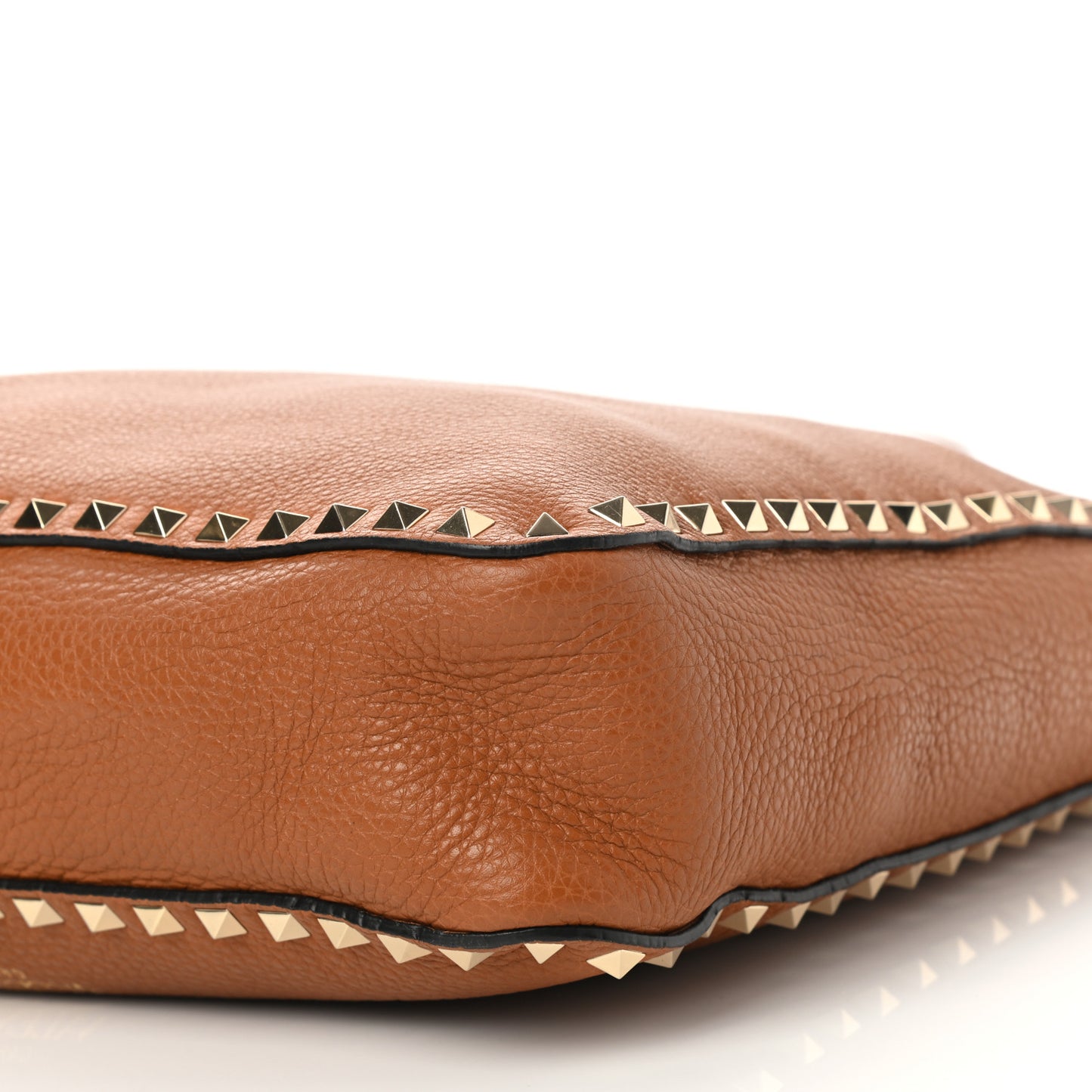Pebbled Calfskin Large Rockstud Flip-Lock Messenger Bag Light Cuir