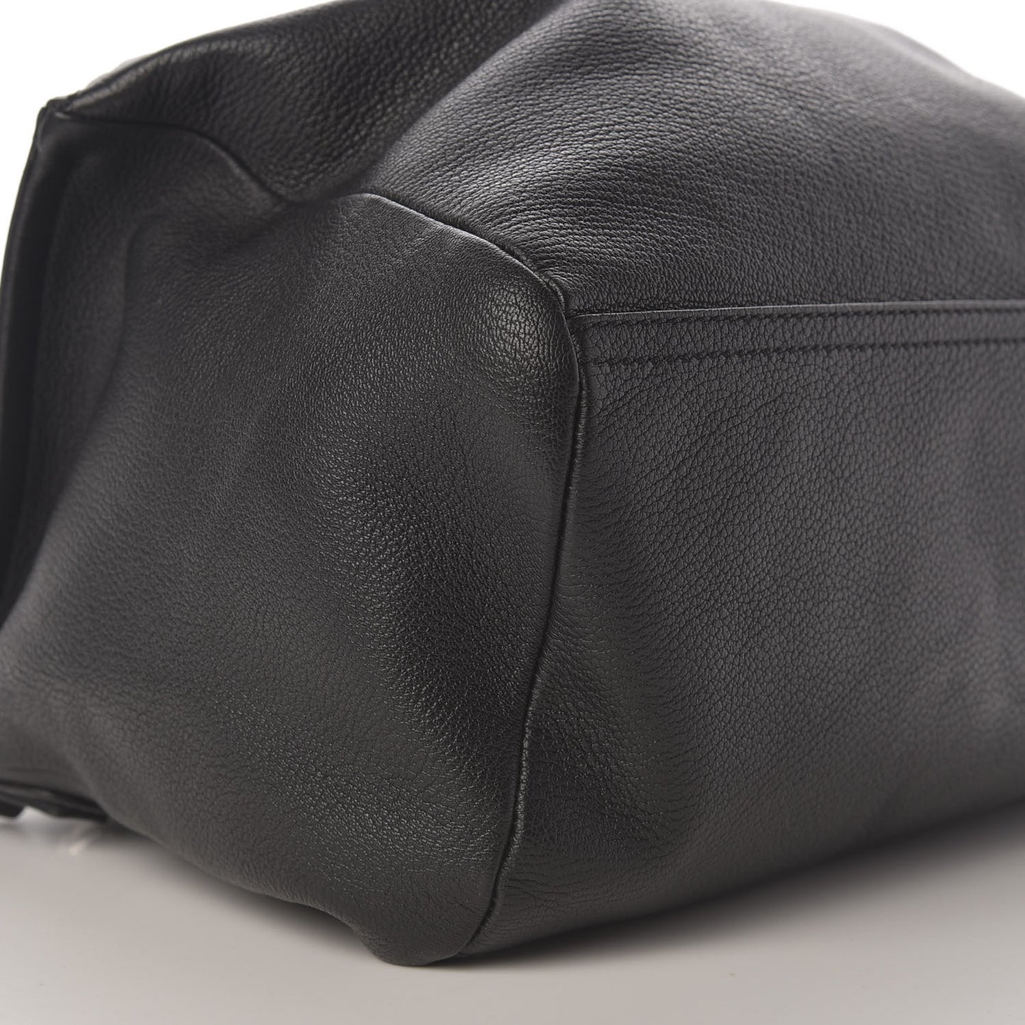Sugar Goatskin Medium Pandora Black