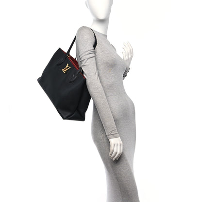 Louis Vuitton Grained Calfskin Lockme Shopper Black 2 of 10