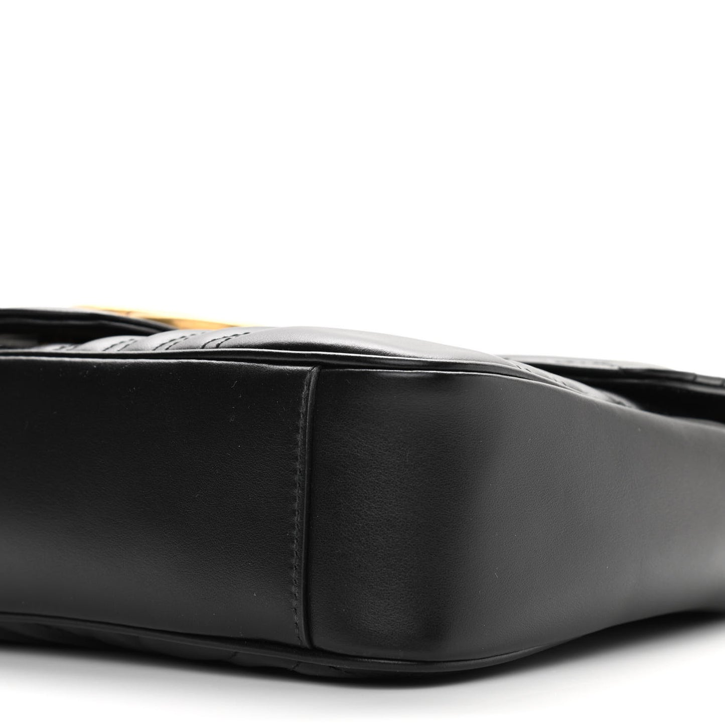 Calfskin Matelasse Medium GG Marmont Shoulder Bag Black