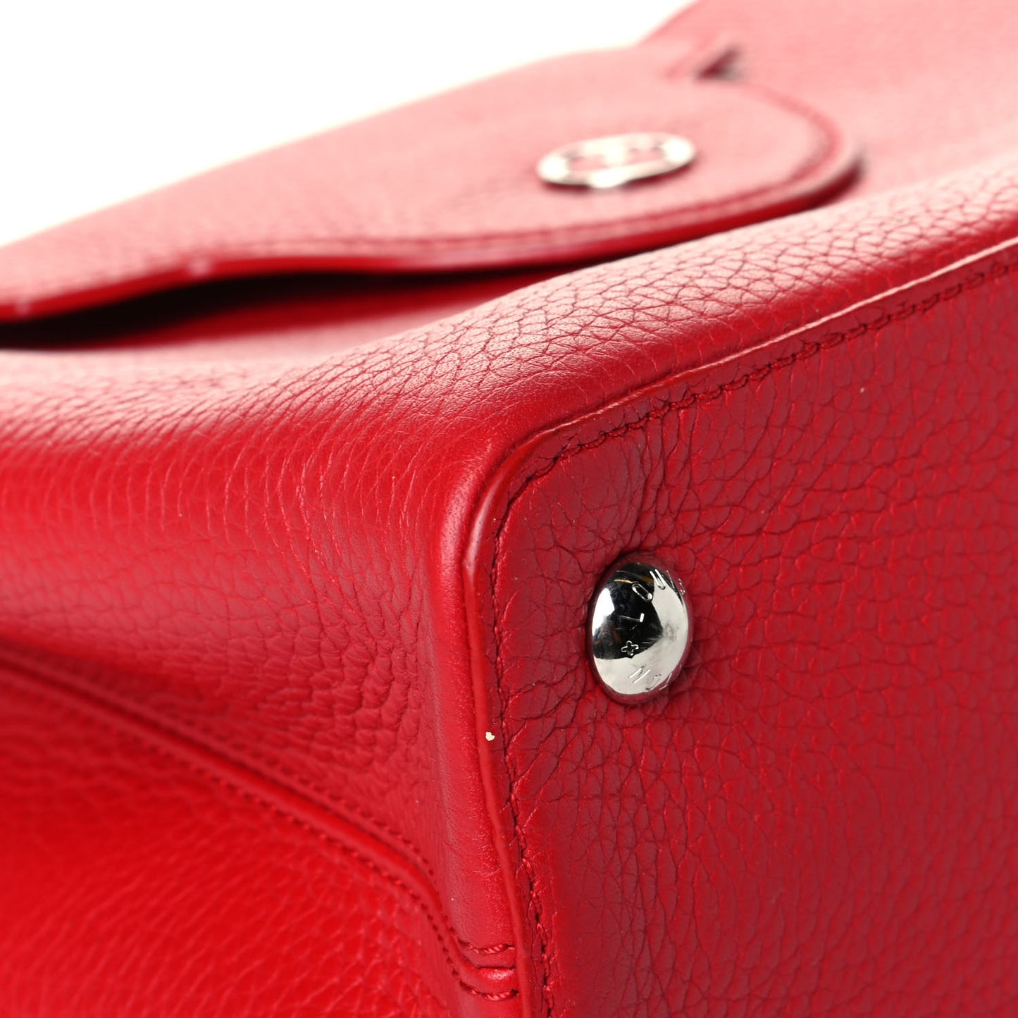 Taurillon Capucines PM Rubis