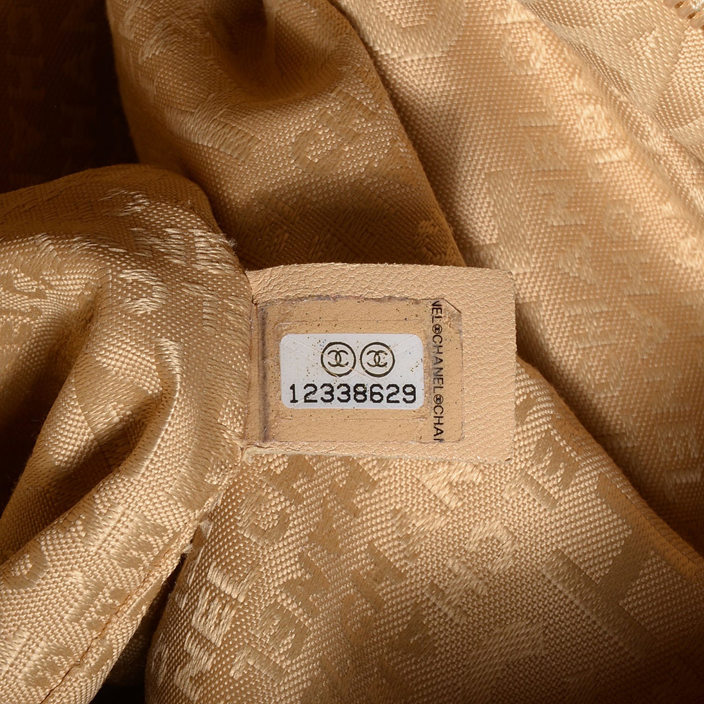 Lambskin Large Ultimate Soft Tote Beige