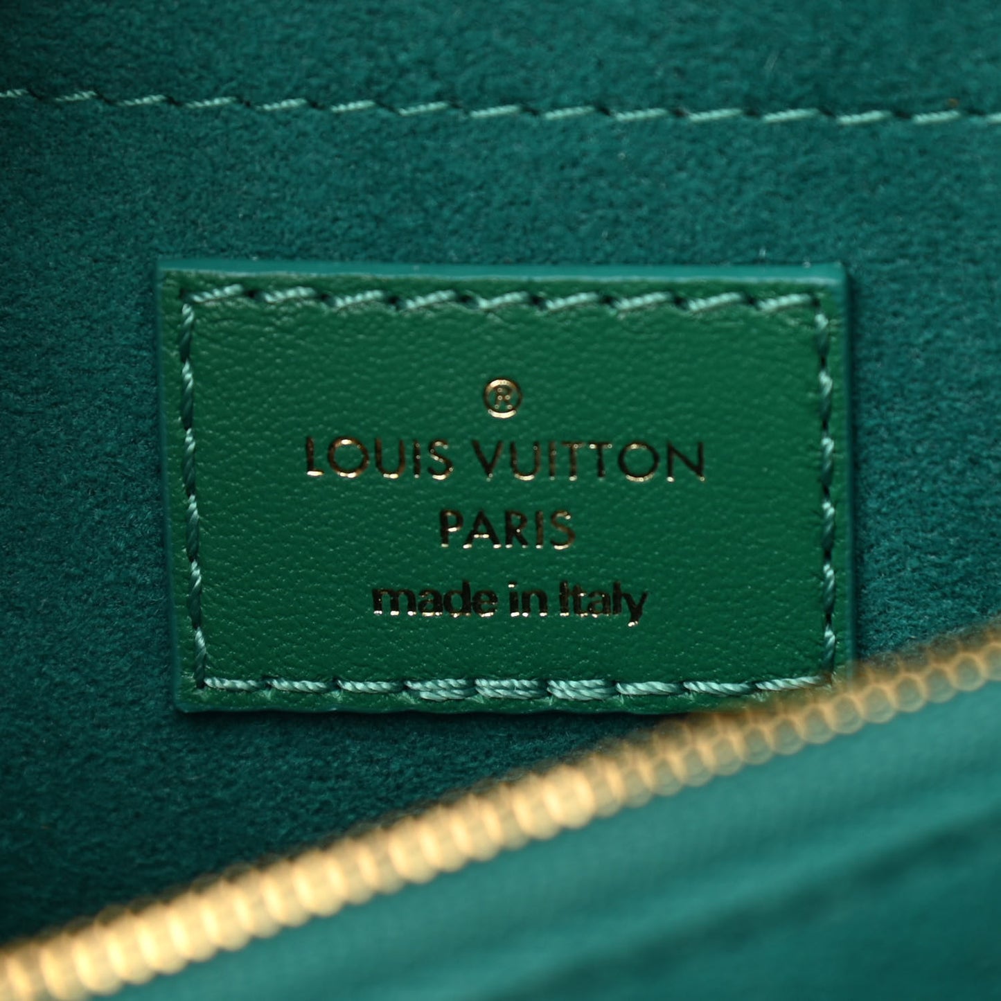 Calfskin New Wave Chain Bag MM NM Emerald