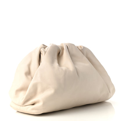 Bottega Veneta Smooth Butter Calf The Pouch Oversized Clutch Plaster 3 of 11