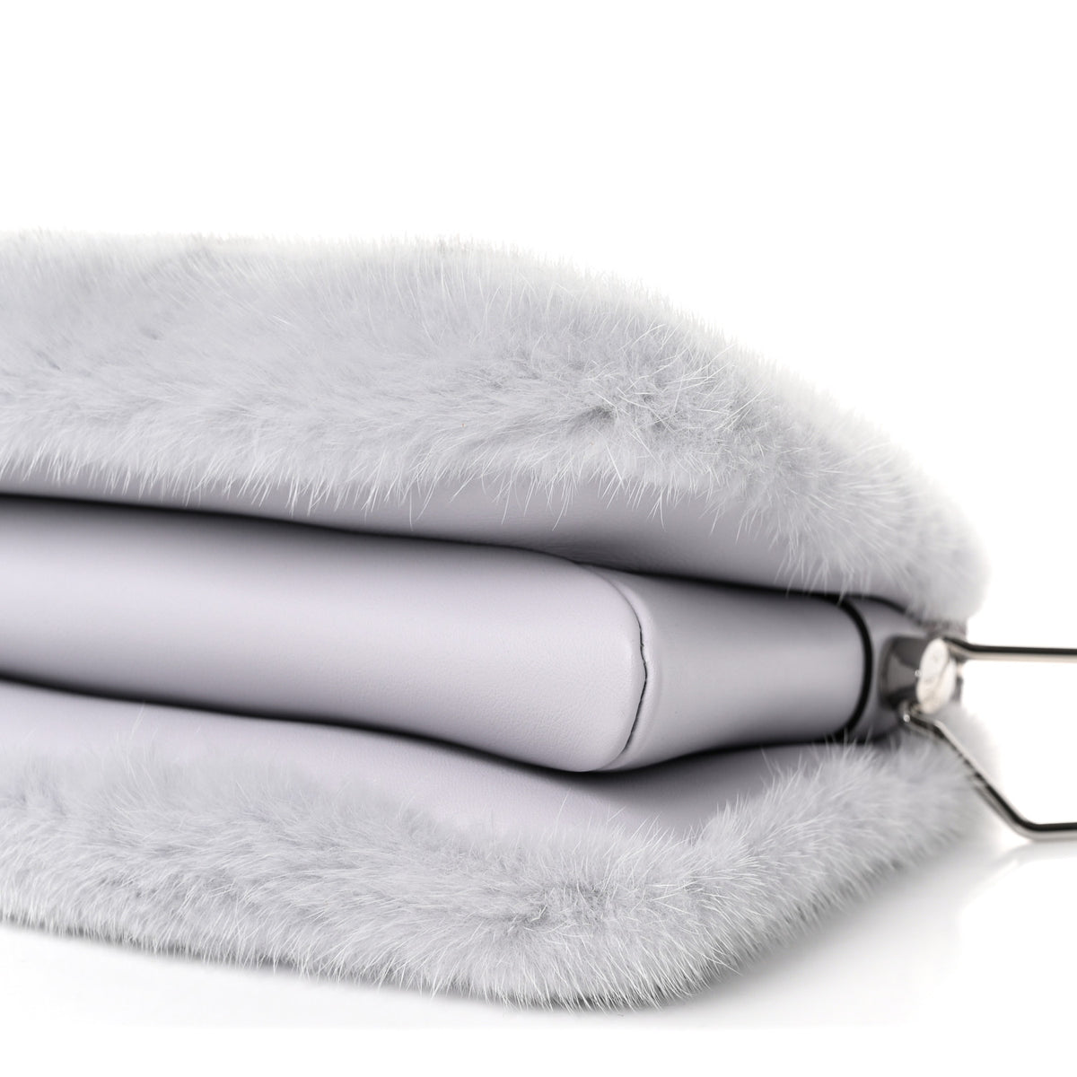 Monogram Mink Coussin BB Gris