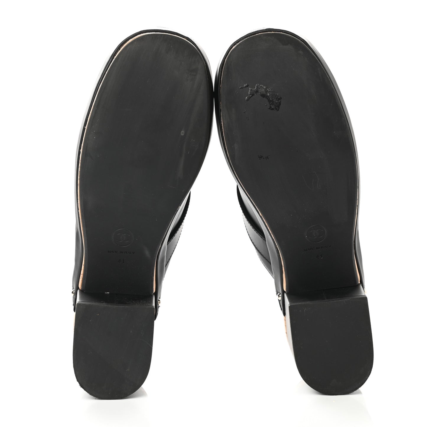 Calfskin CC Turn Lock Clogs 41 Black