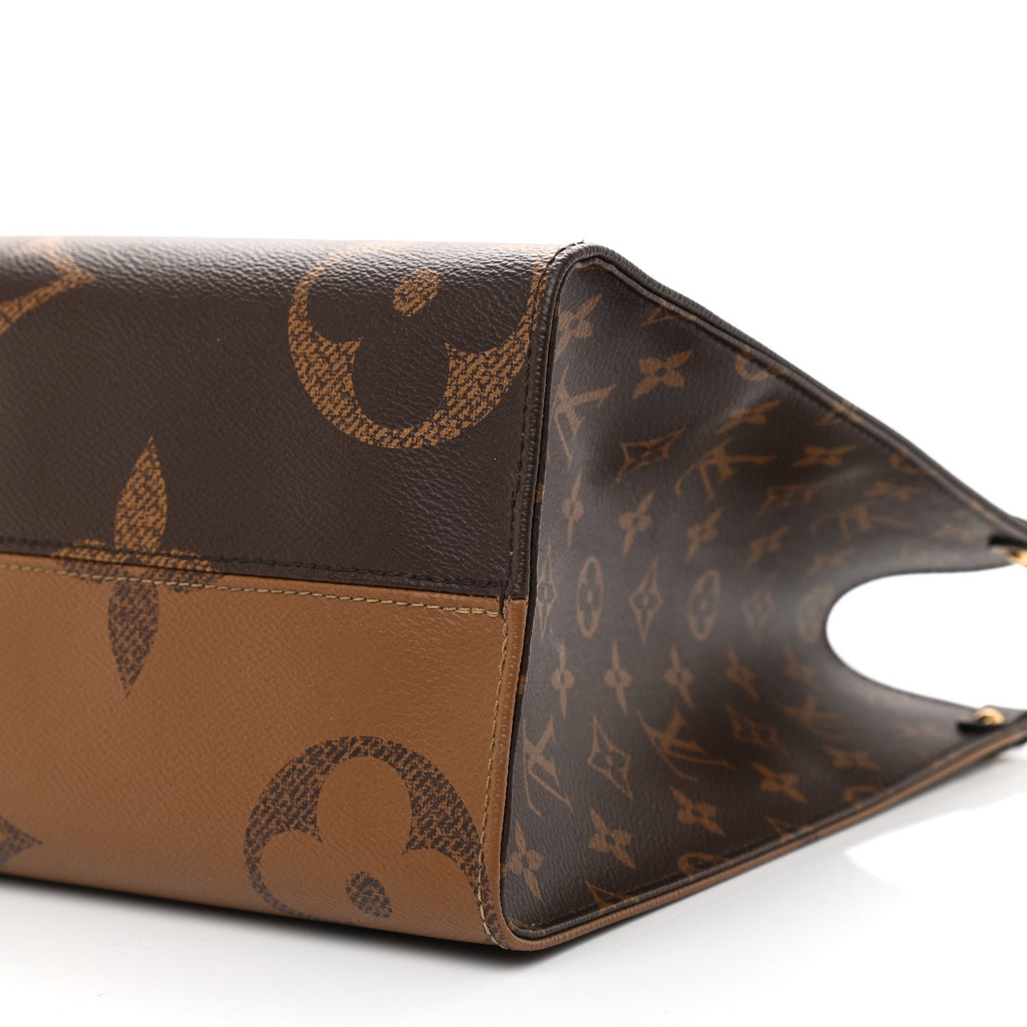 Louis Vuitton Reverse Monogram Giant Onthego MM 8 of 8