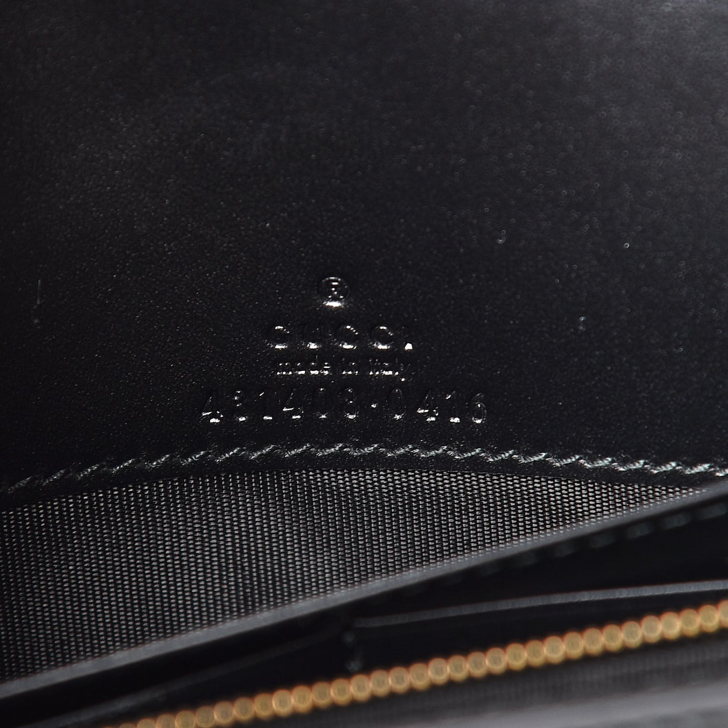 Guccissima Signature Bowy Chain Wallet Black