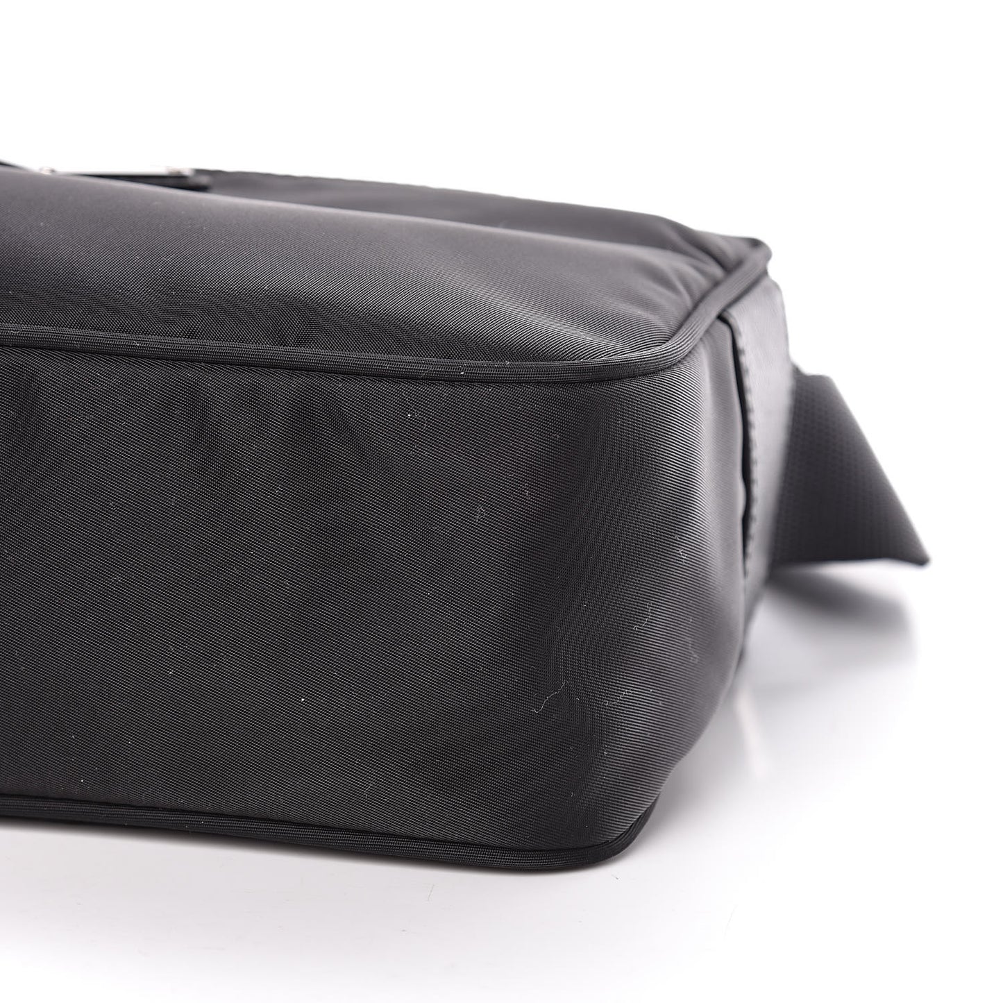 Nylon Vela Messenger Bag Black