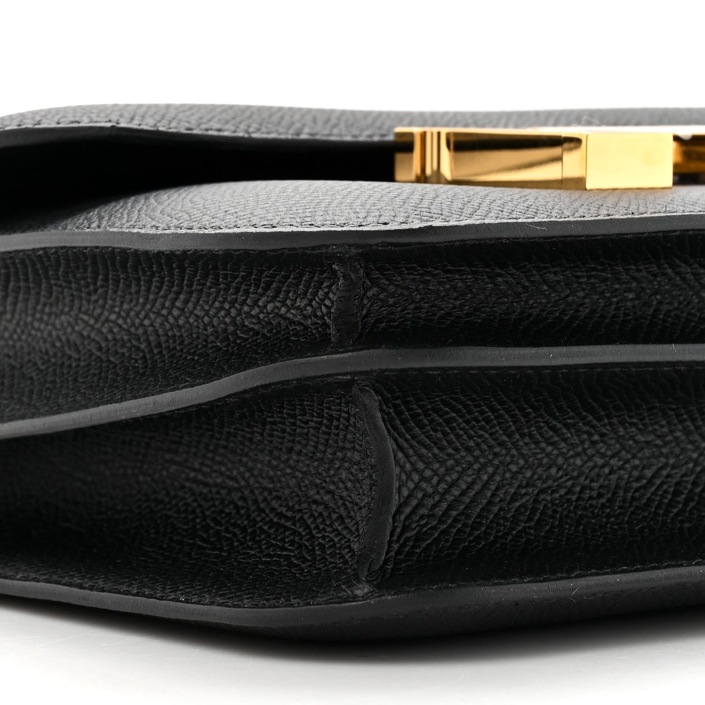 Epsom Constance 18 Black