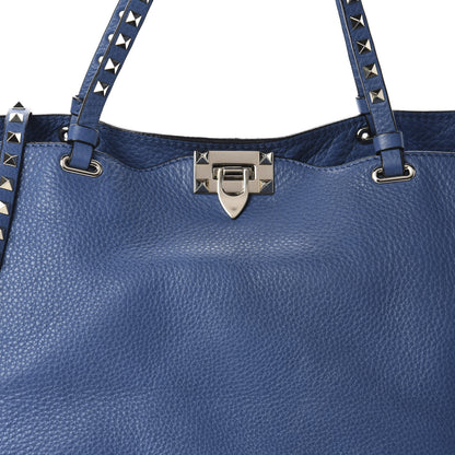 Valentino Garavani Pebbled Calfskin Medium Rockstud Tote Indaco 8 of 8
