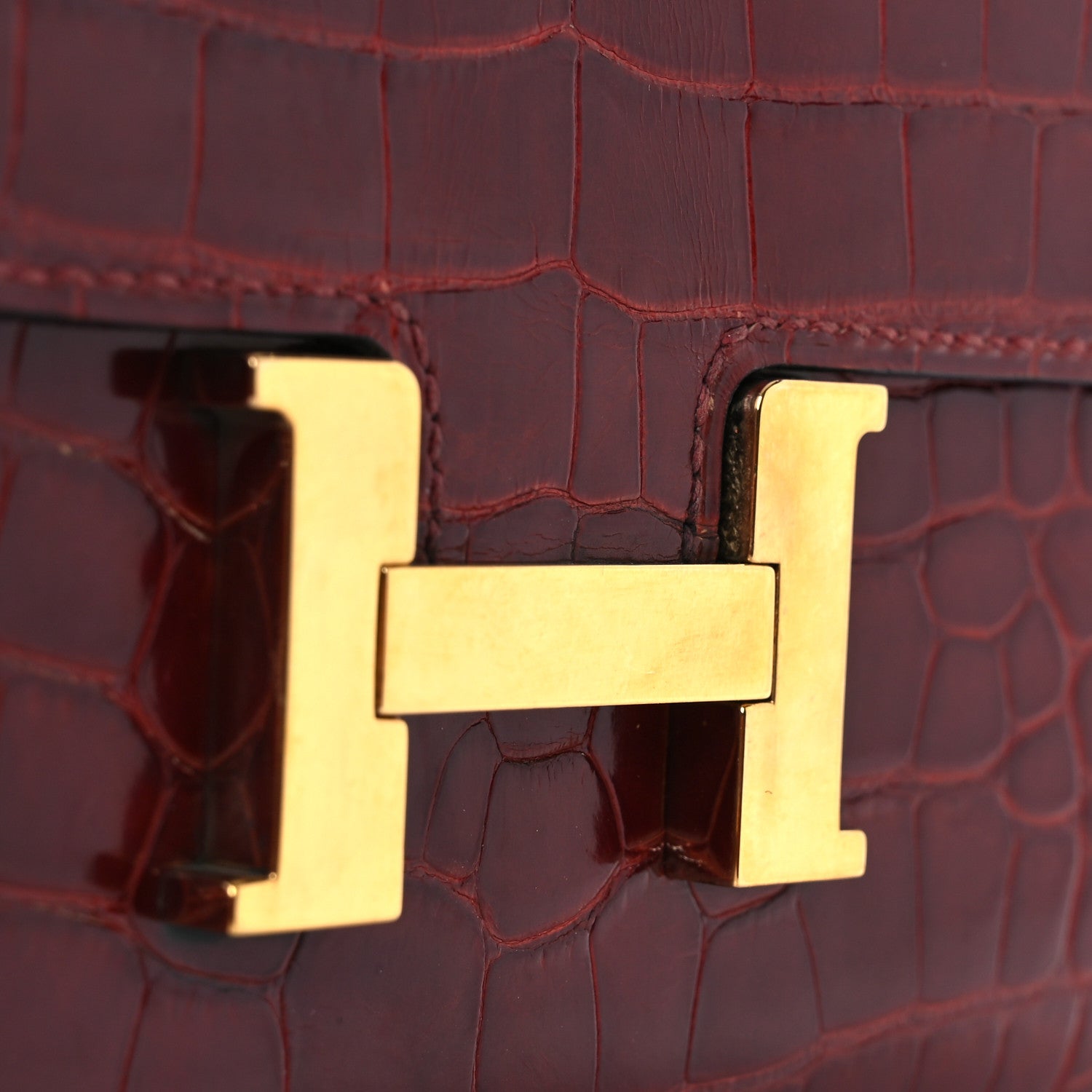 Hermes Shiny Alligator Constance Long Wallet Rouge Vif 1780225