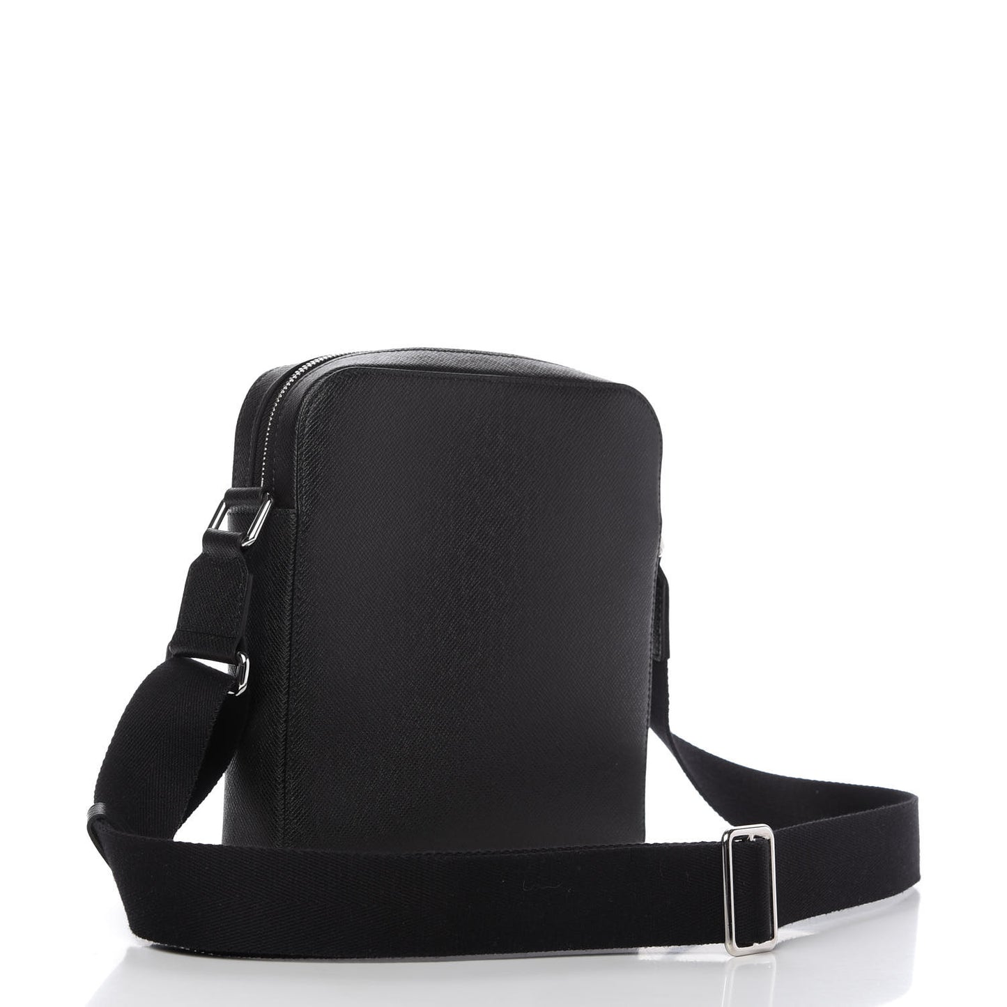 Taiga Anton Pochette Black