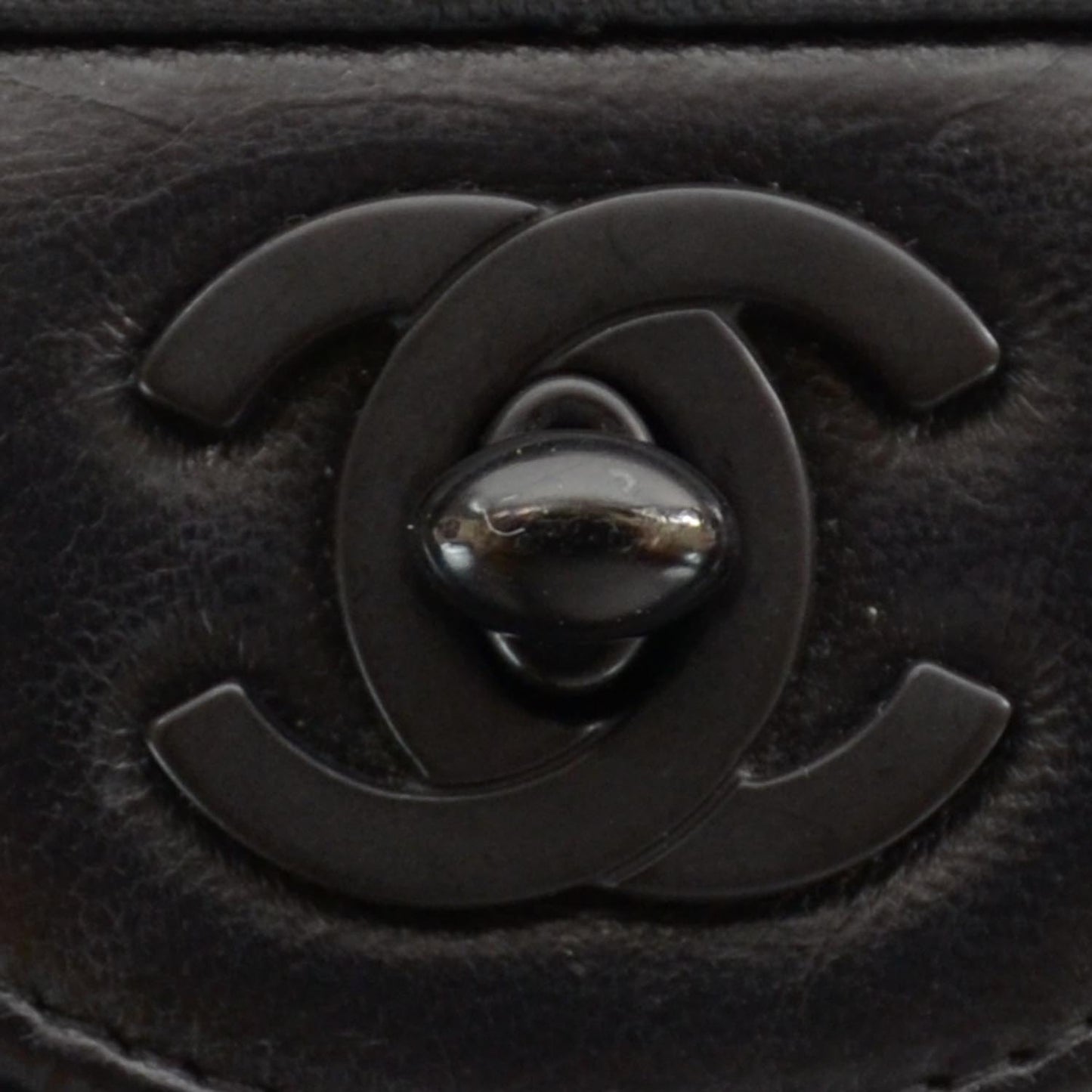 Nylon Travel East West Flap Black
