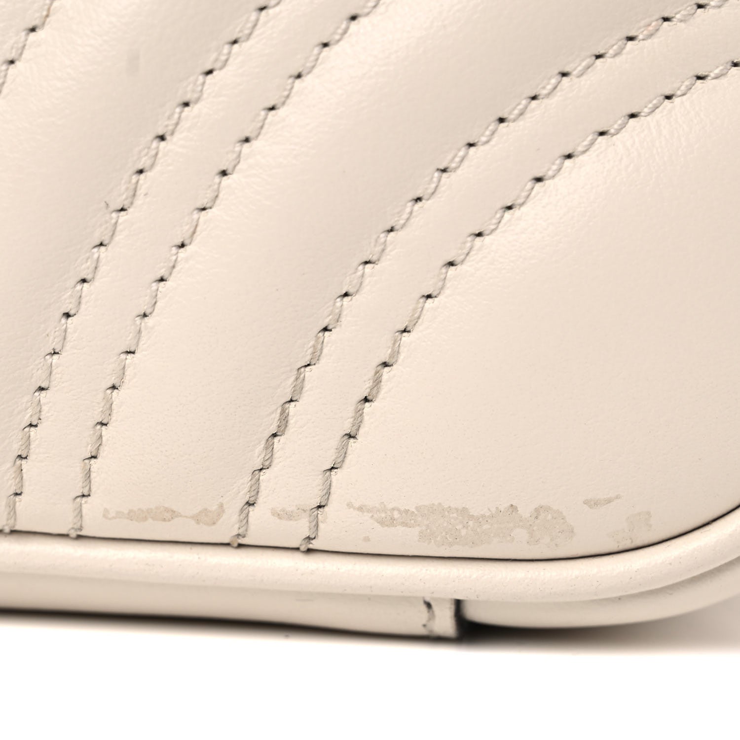 Gucci Calfskin Matelasse Small GG Marmont Shoulder Bag White 18 of 21