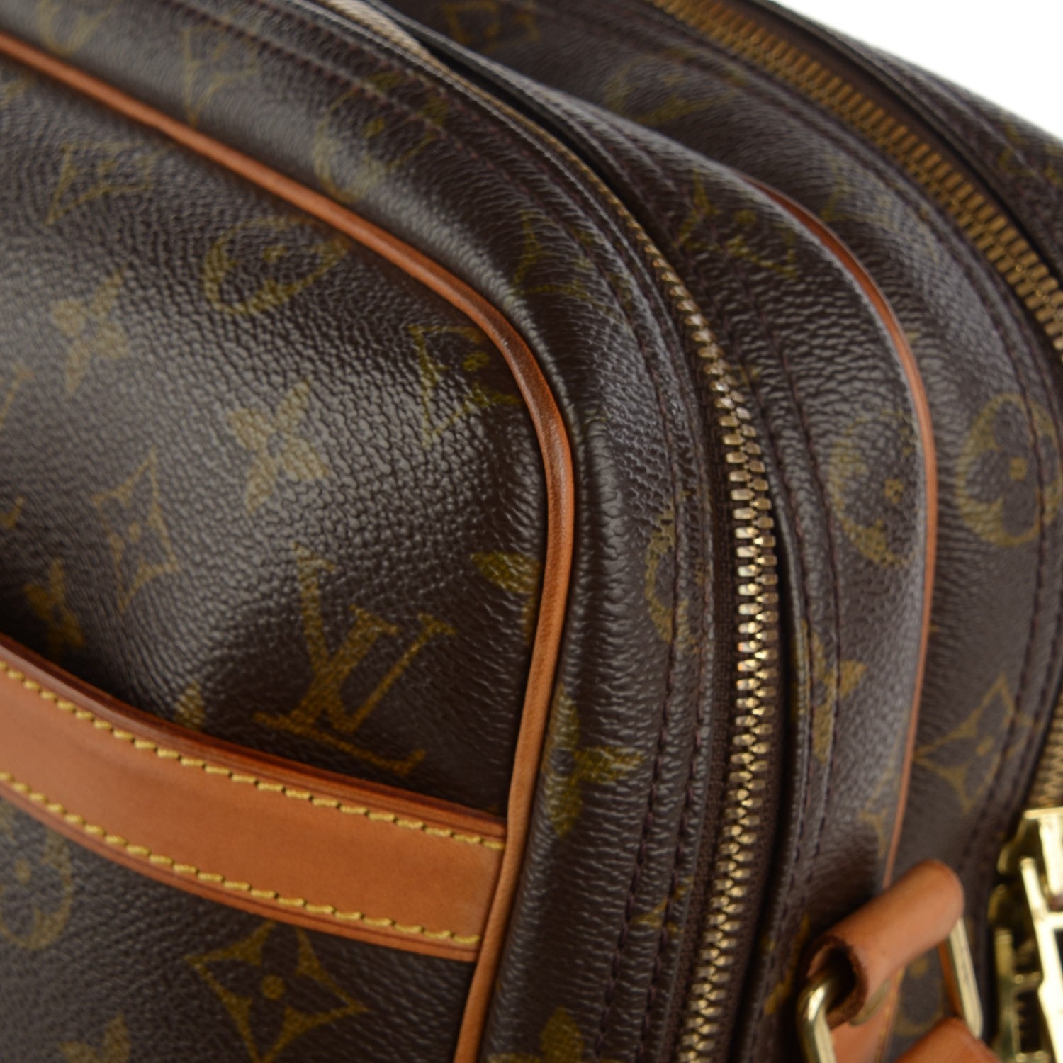 Louis Vuitton Monogram Reporter GM 9 of 12
